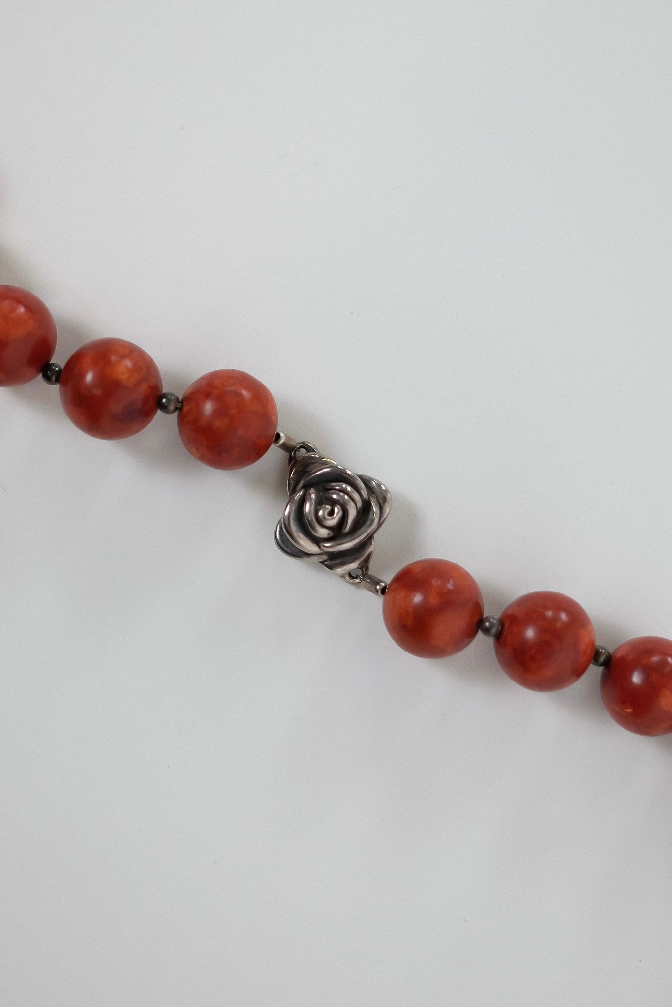 VINTAGE 925 STERLING SILVER NECKLACE