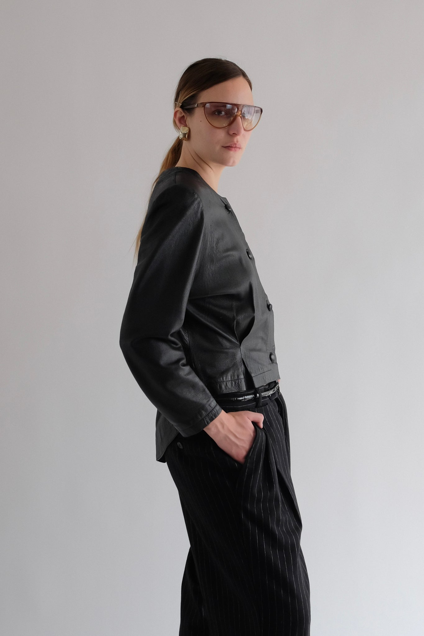 ELIZABETH DAY SINCH TAIL JACKET IN BLACK LEATHER