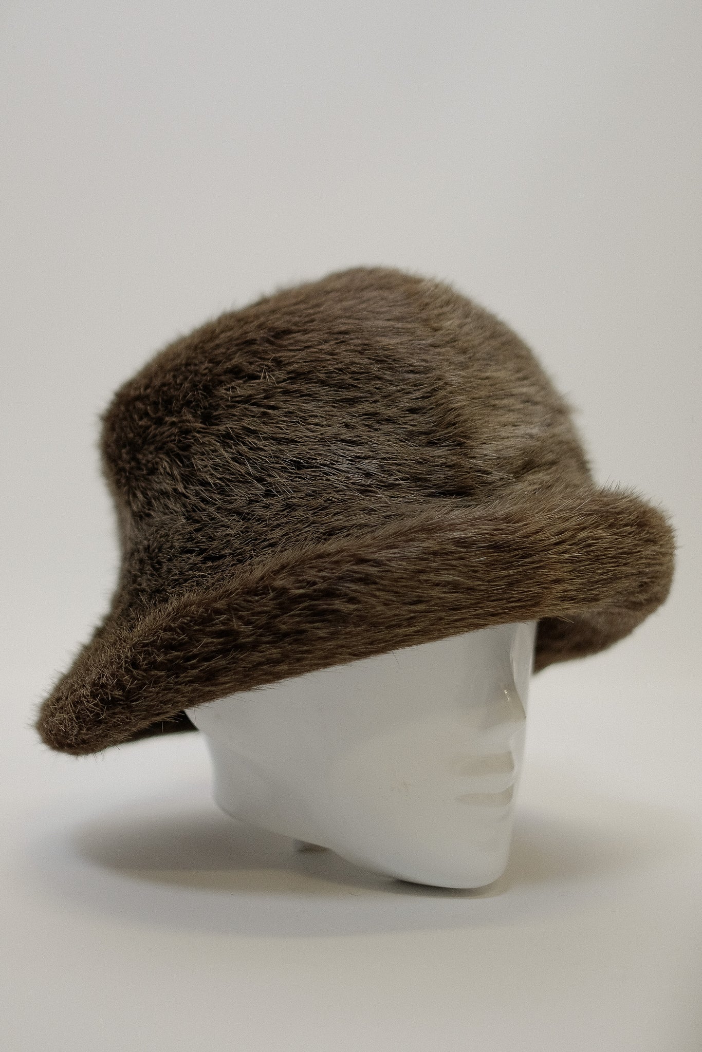 FUR BUCKET HAT