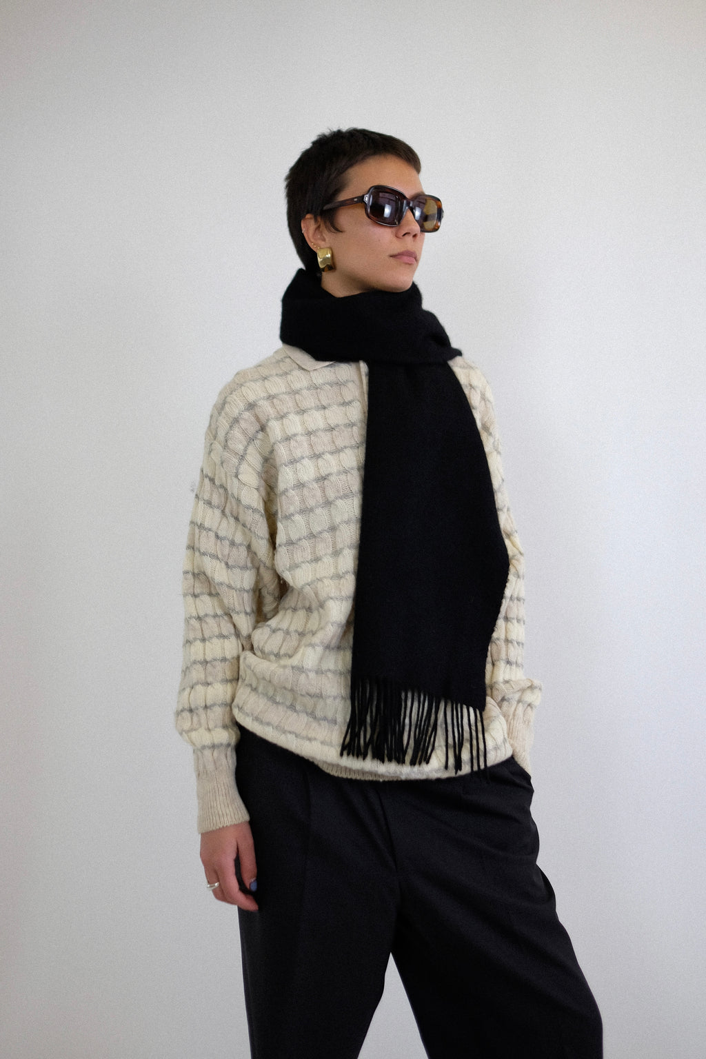 PURE SCOTTISH CASHMERE SCARF IN BLACK