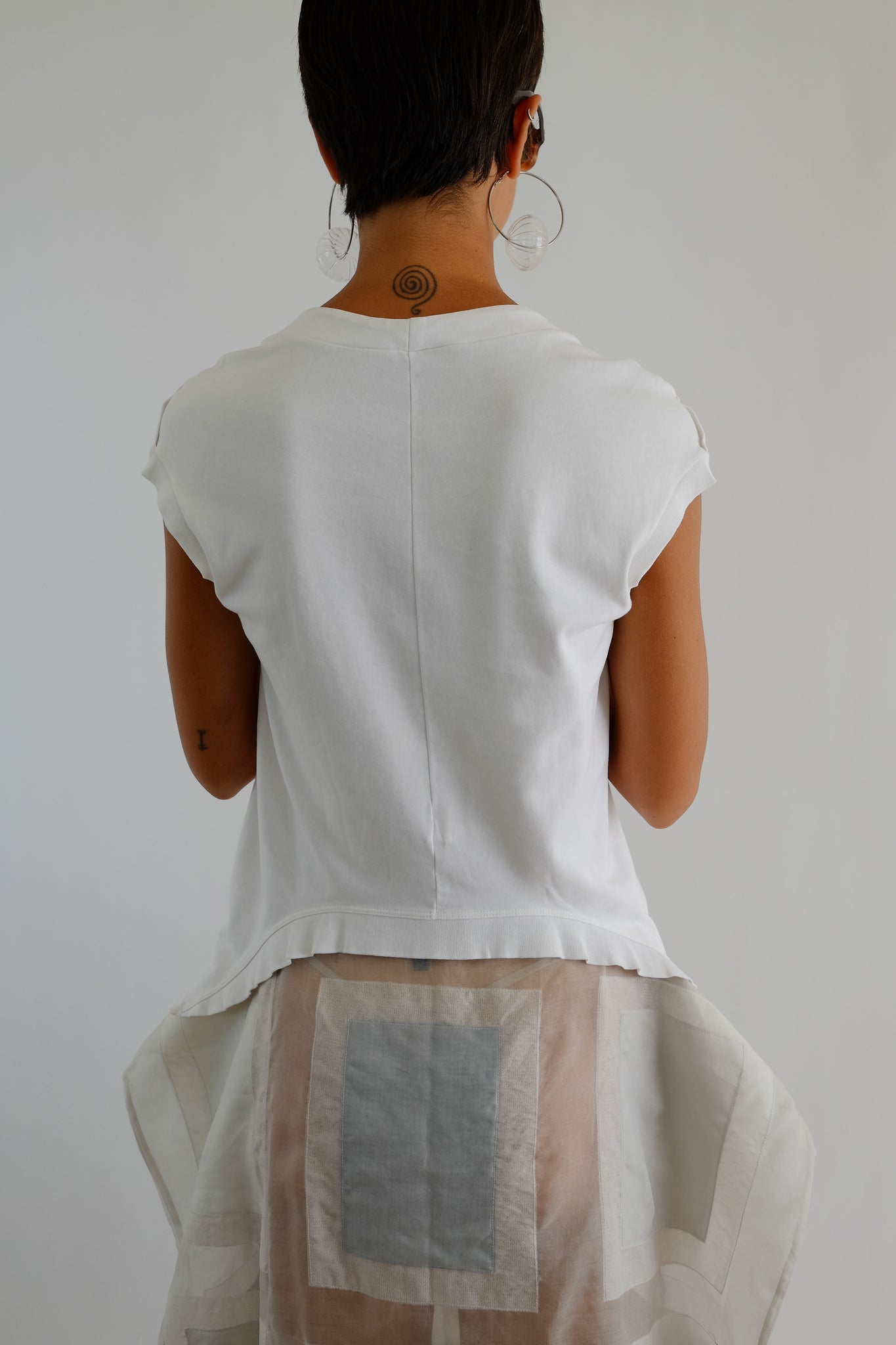 MARITHÉ FRANÇOIS GIRBAUD DARTED T IN WHITE COTTON JERSEY
