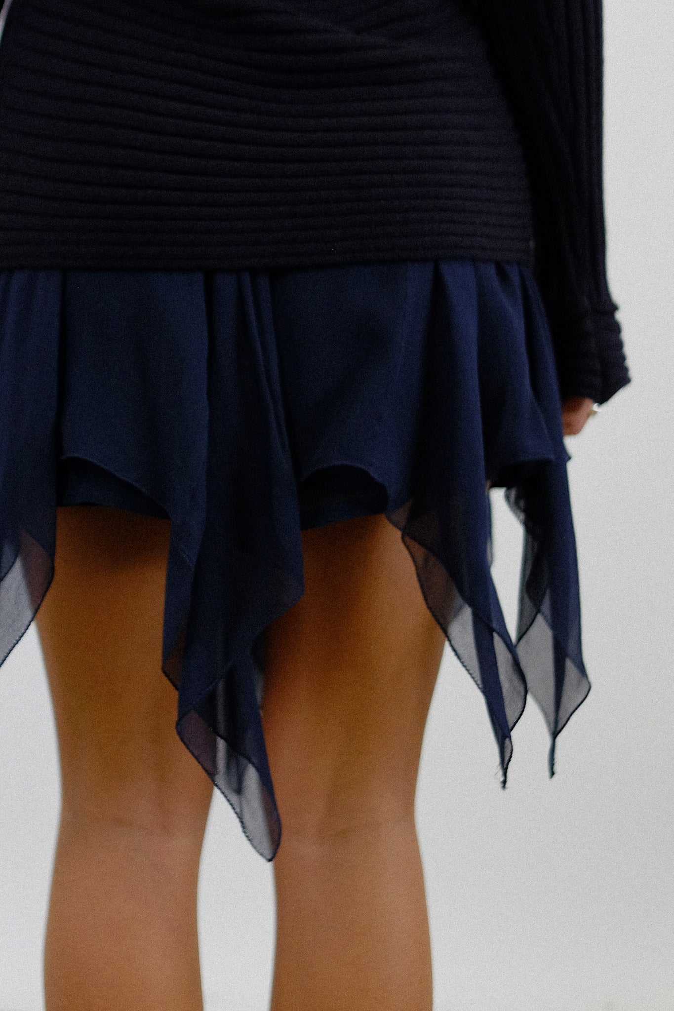 HANDKERCHIEF SILK SKIRT IN DEEP NAVY