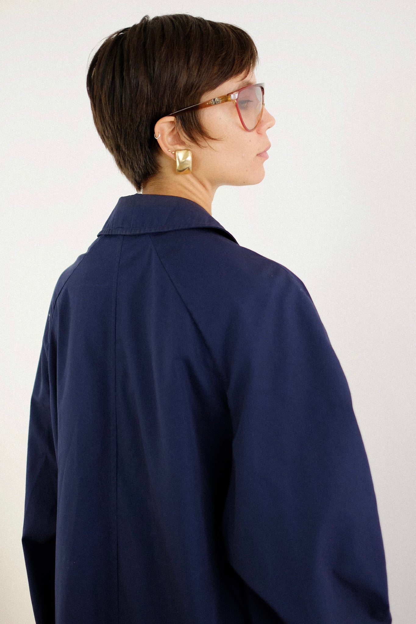 FENDI TRENCH COAT IN NAVY BLUE