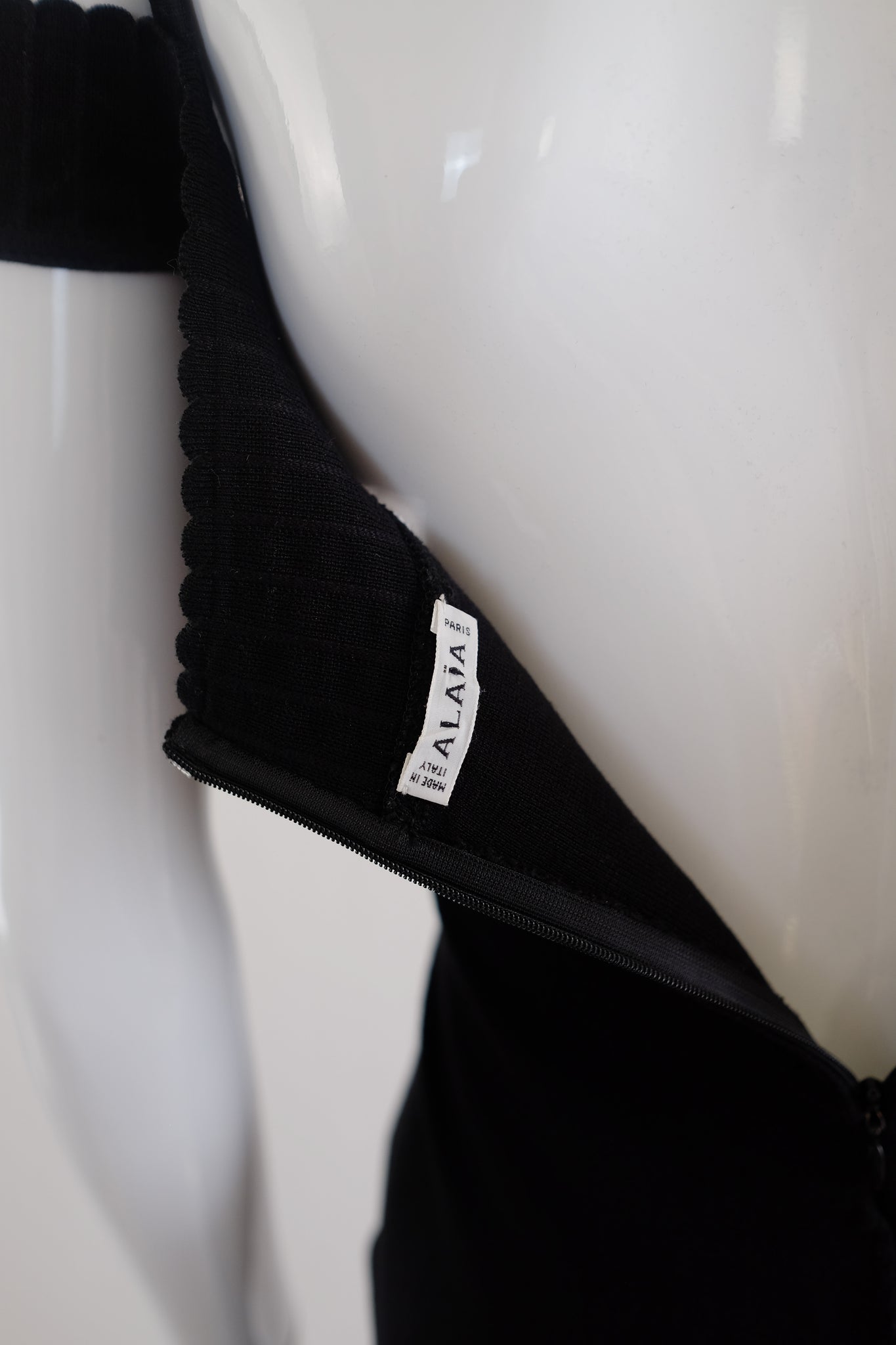 RARE DOCUMENTED 1992 AZZEDINE ALAIA DRESS