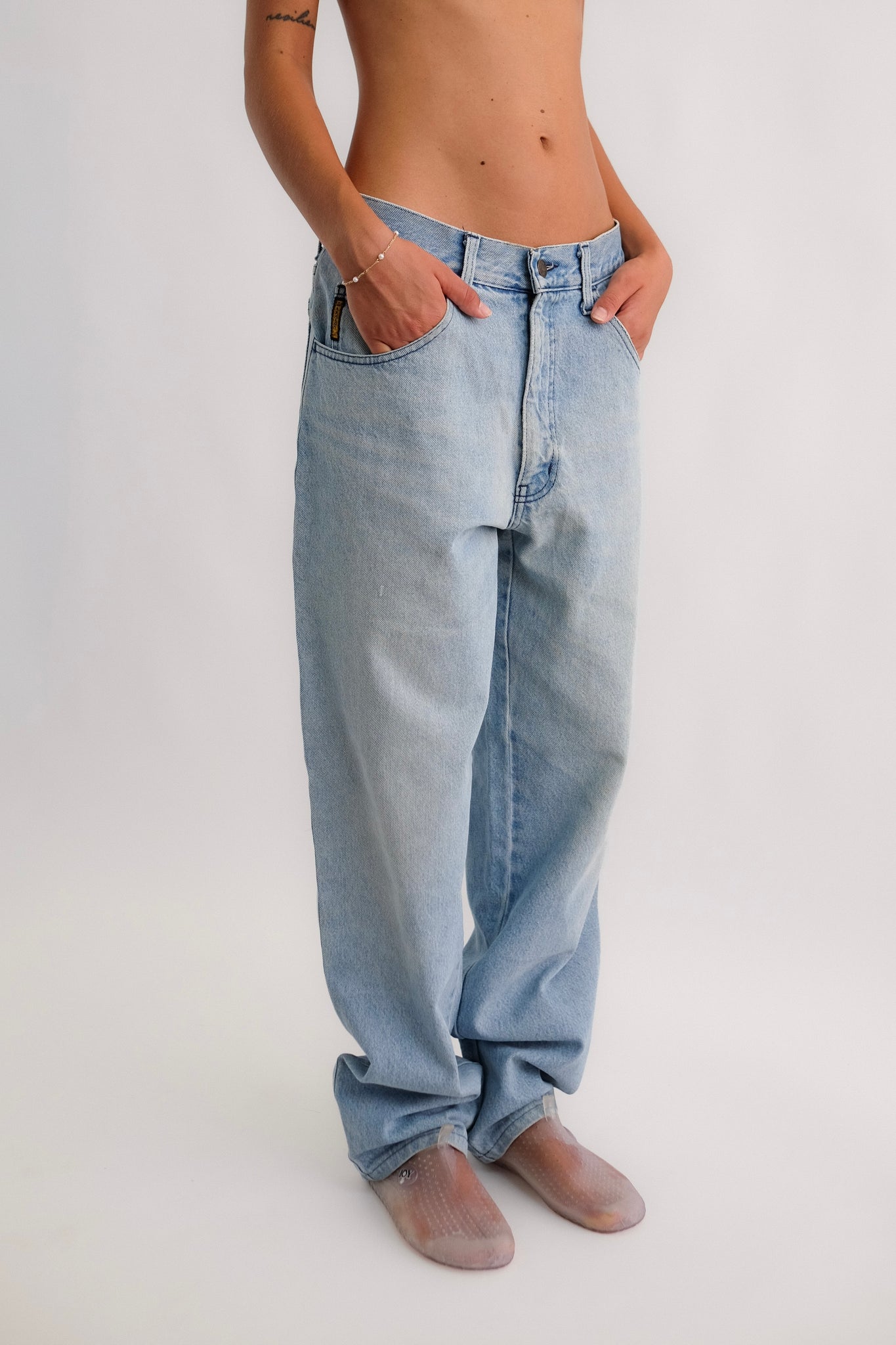 ARMANI VINTAGE JEANS IN LIGHT-WASH DENIM
