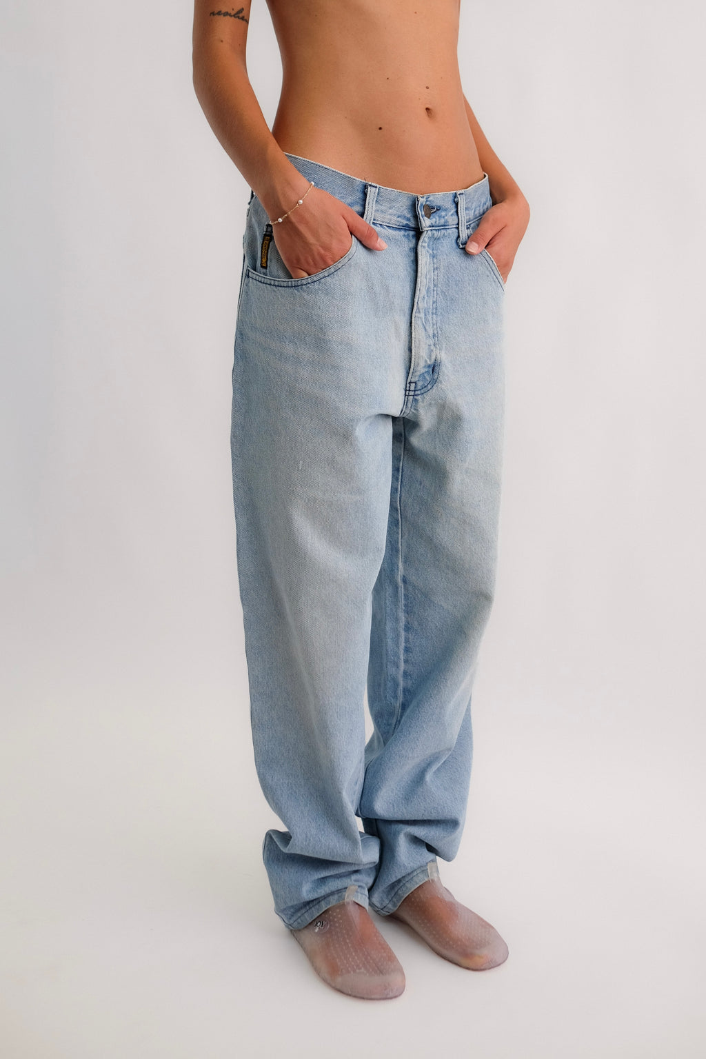 ARMANI VINTAGE JEANS IN LIGHT-WASH DENIM