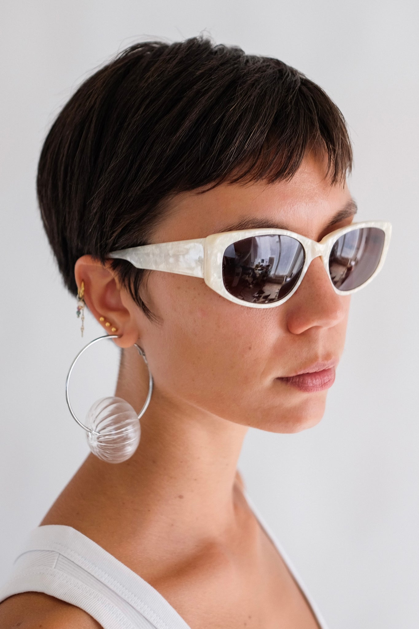 VINTAGE BOTTEGA VENETA SUNGLASSES IN MOTHER OF PEARL