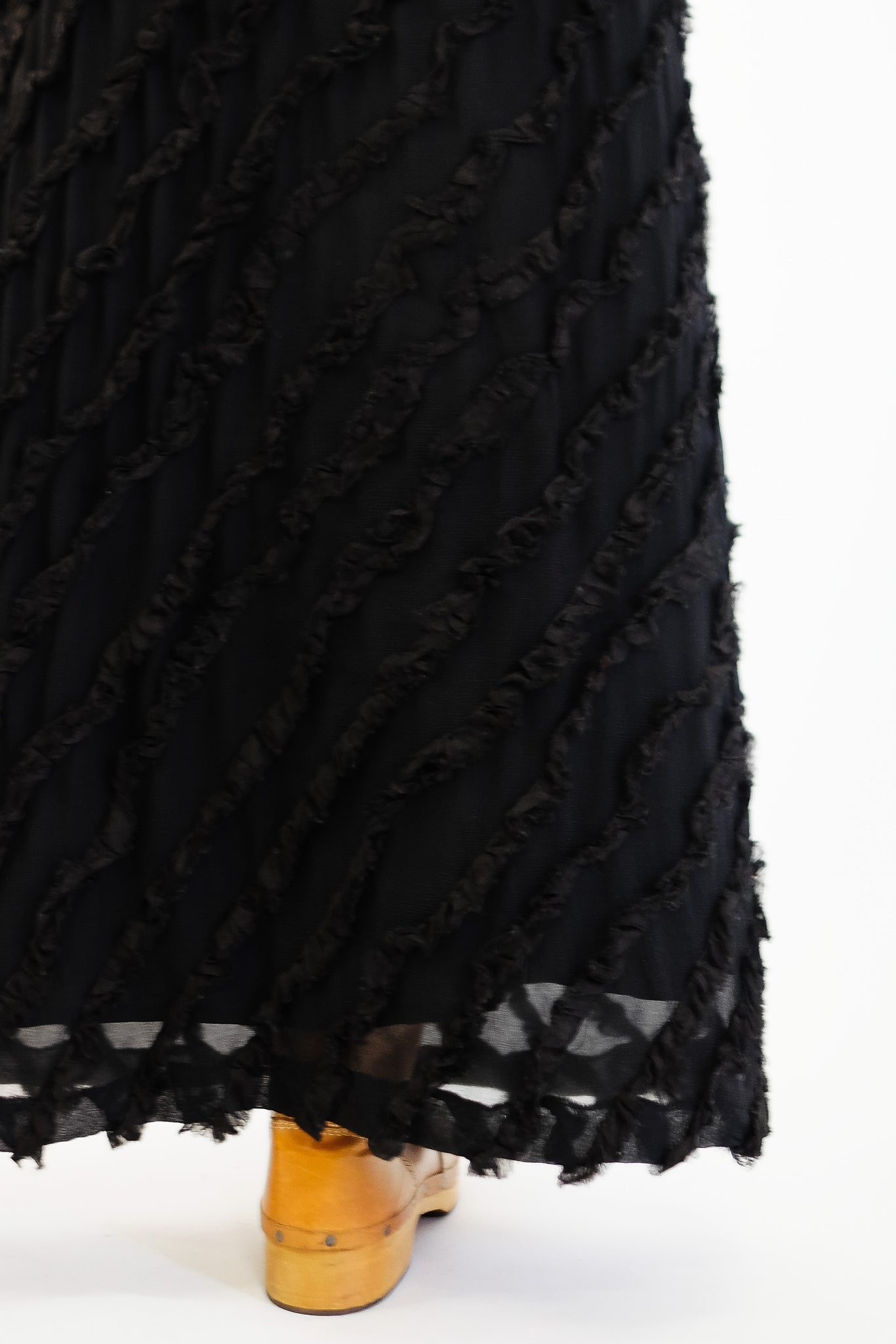 DANIELA VECCHI SILK APPLIQUÉ SKIRT