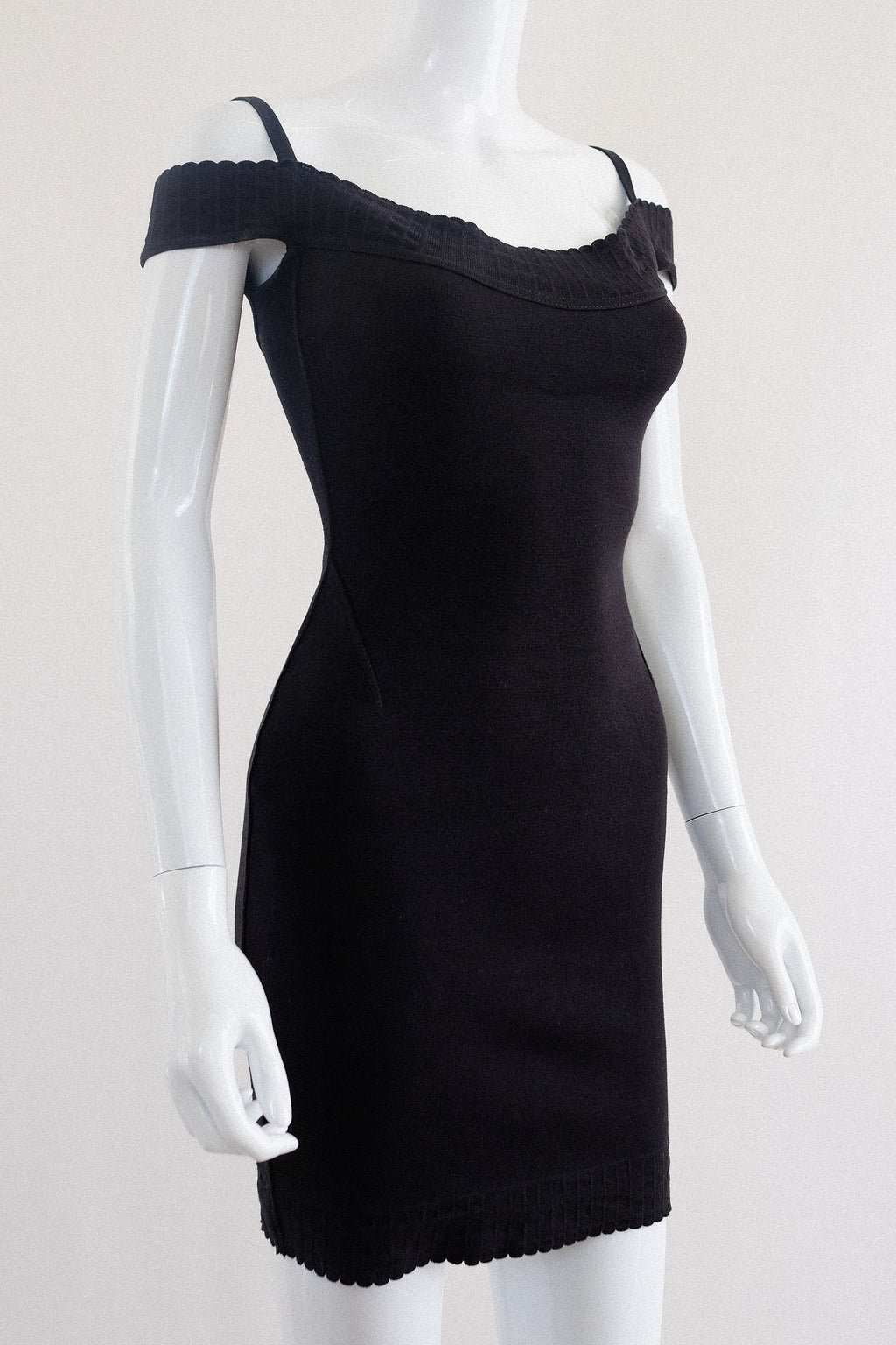 RARE DOCUMENTED 1992 AZZEDINE ALAIA DRESS