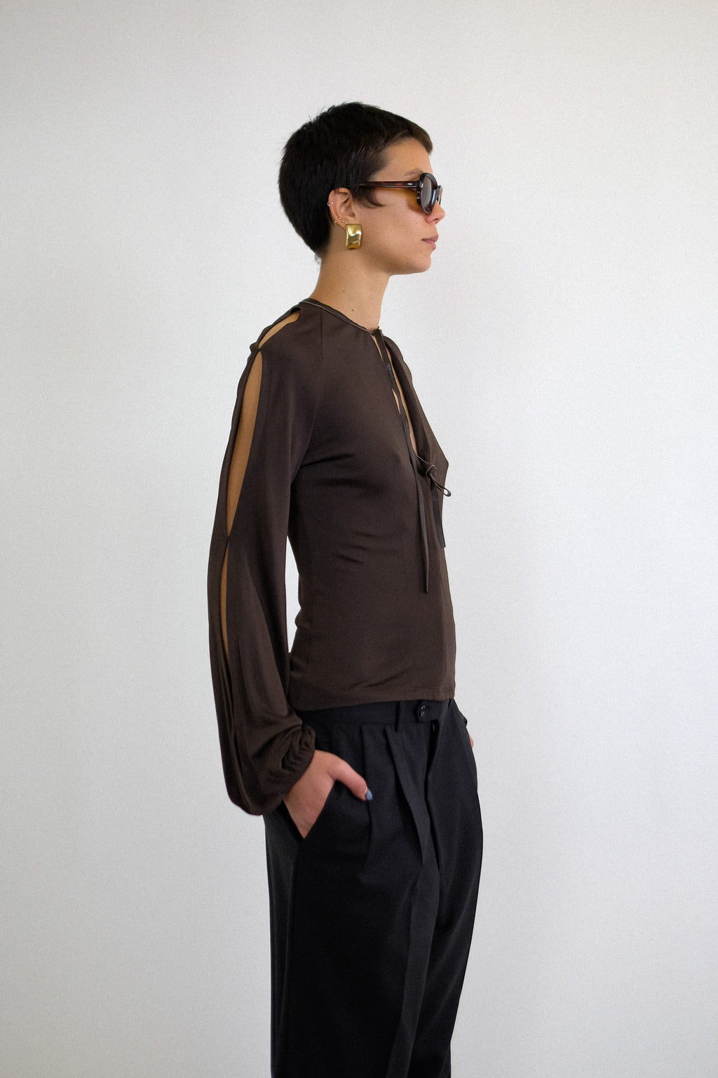 RICHMOND LONG SLEEVED SLIT TOP IN BROWN