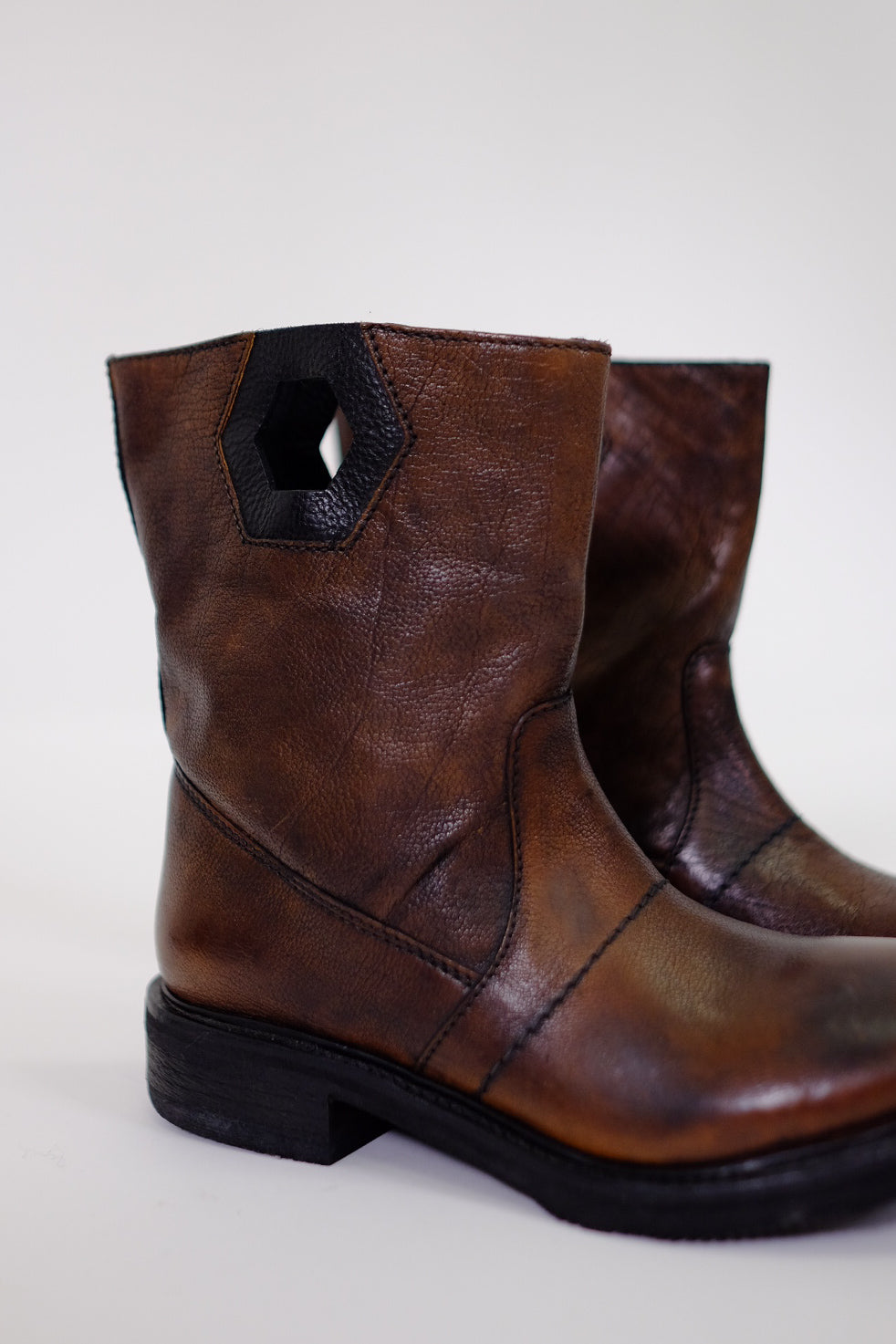 DIRK BIKKEMBERGS LOW LOOP BOOTS