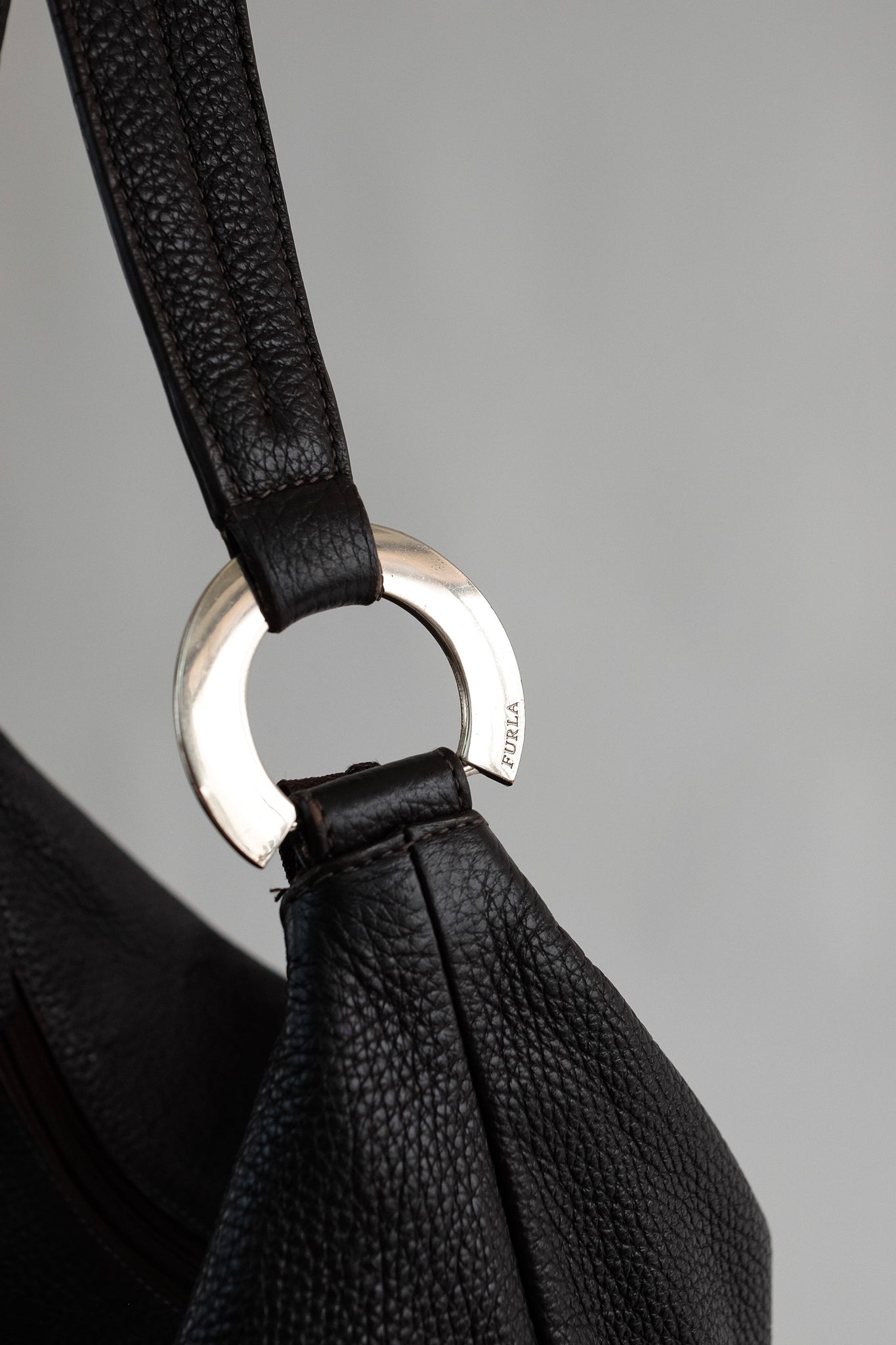 FURLA LEATHER BAG IN DEEP BROWN