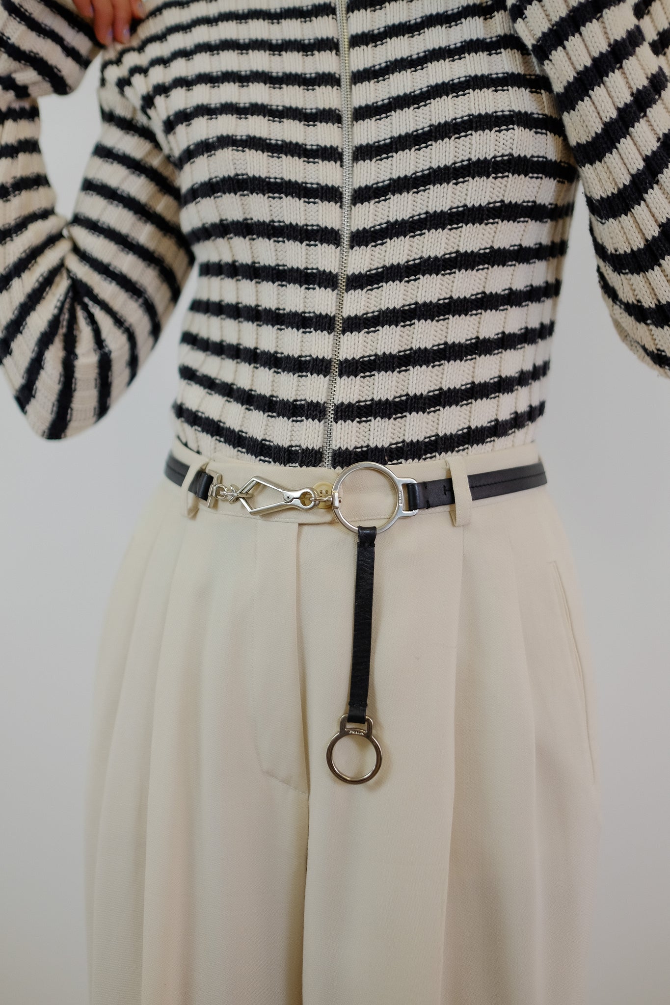 PRADA SKINNY CLIP UTILITY BELT IN BLACK LEATHER