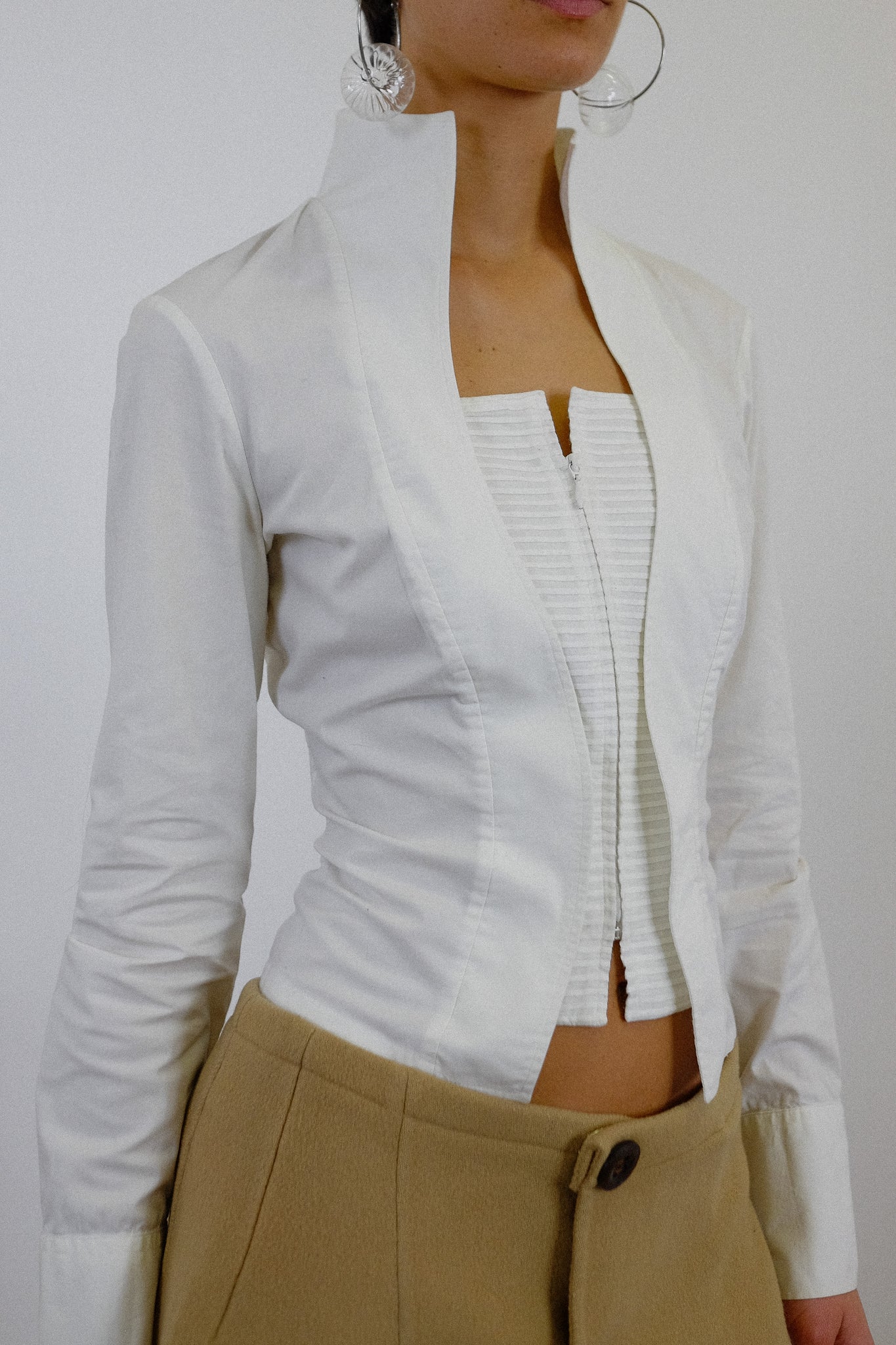 NARA KAMICHI FITTED COTTON SHIRT IN WHITE