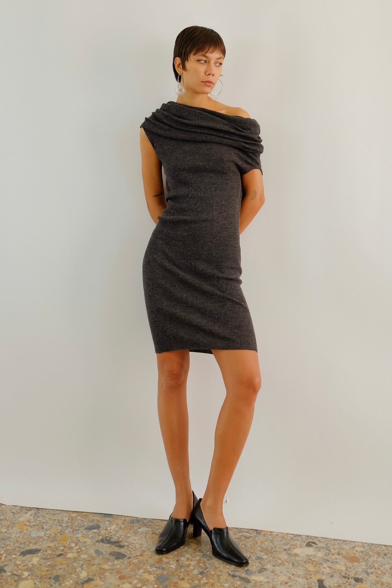 MALLONI ASYMMETRIC KNIT DRESS IN GREY WOOL