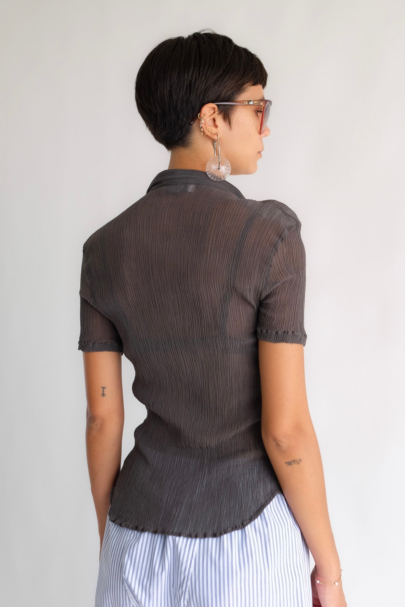 MARELLA MICRO PLEATED SHIRT IN GREY SILK FROISSÉ