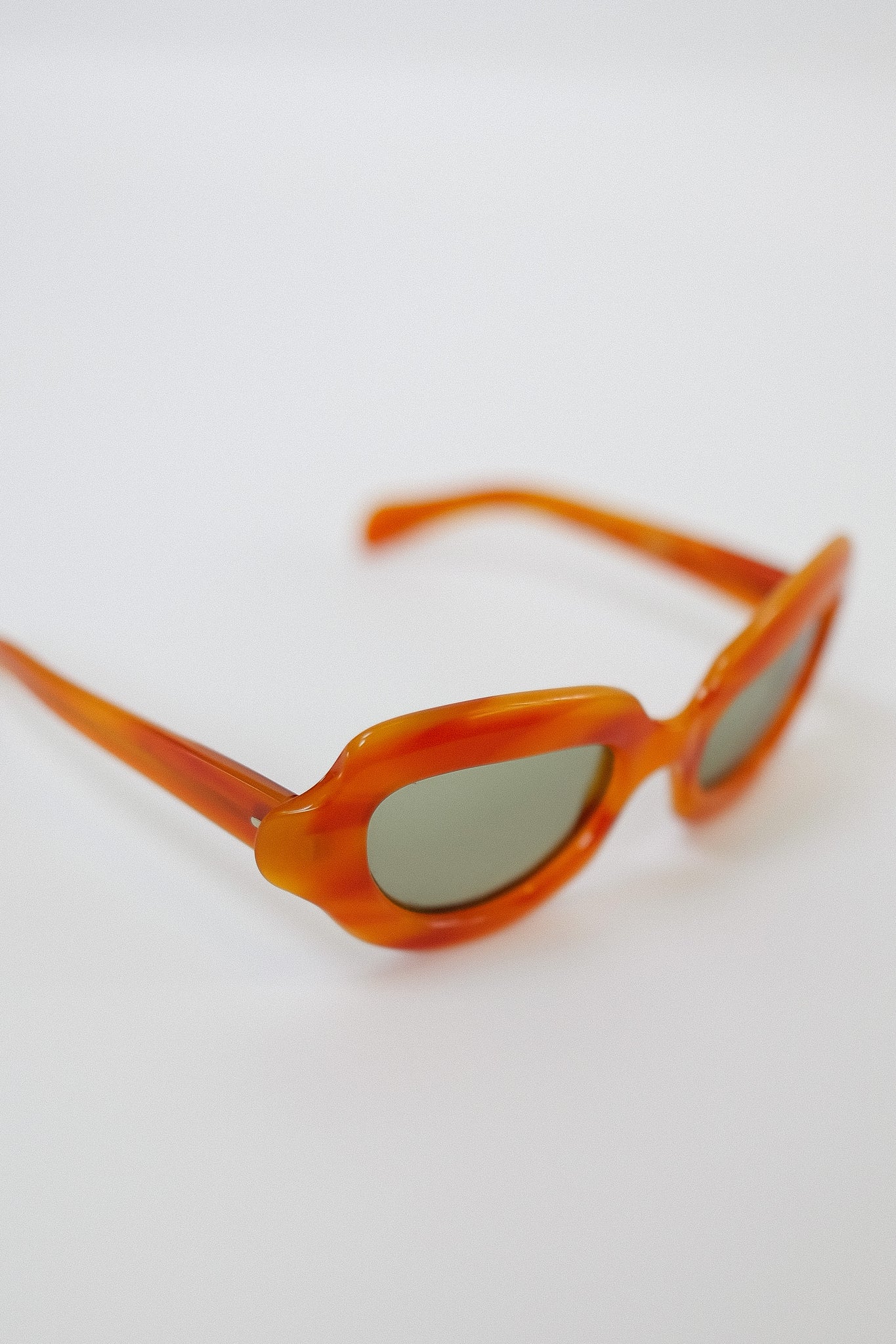 HAND POURED VINTAGE SHADES IN ARANCIA BY PAT EBEL