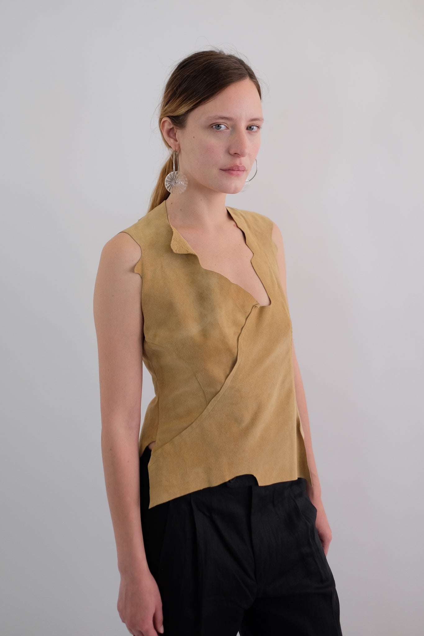 RAW SUEDE LEATHER TOP IN NATURAL TAN