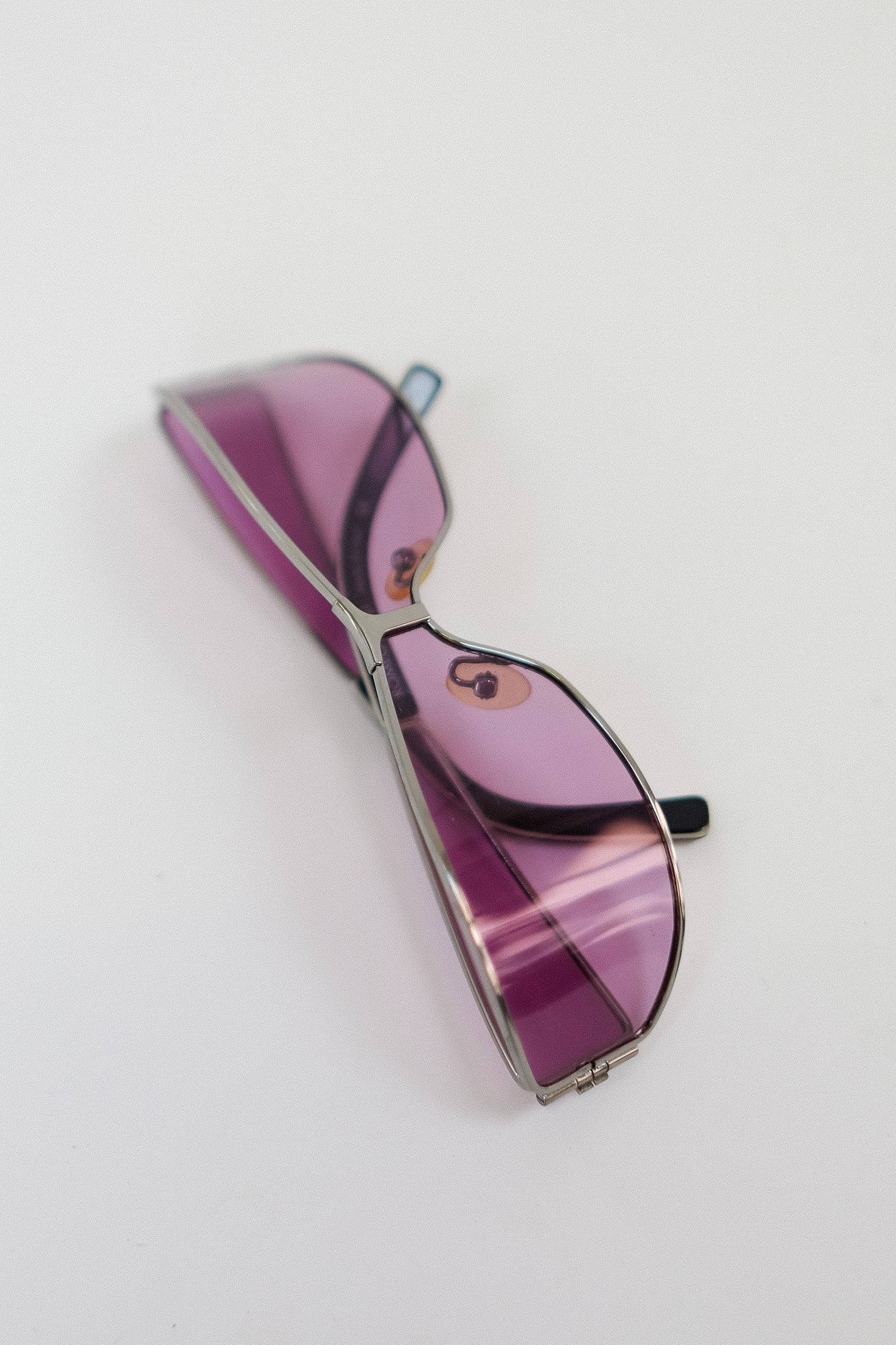 ROMEO GIGLI WRAP SHADES IN ROSE QUARTZ