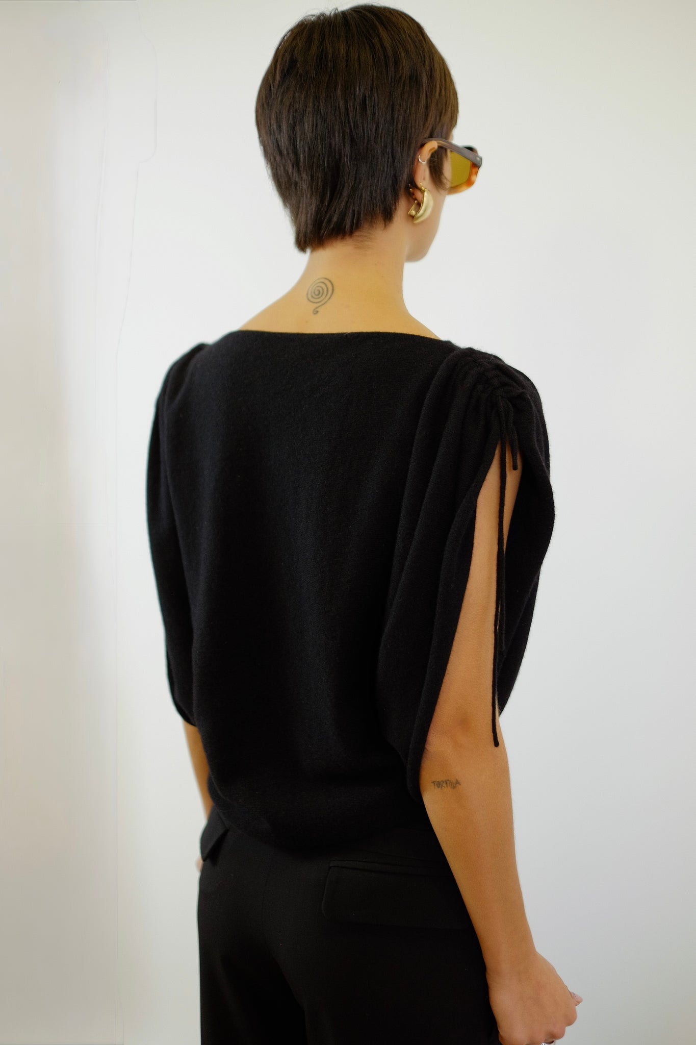 STEFANEL CASHMERE TOP IN BLACK
