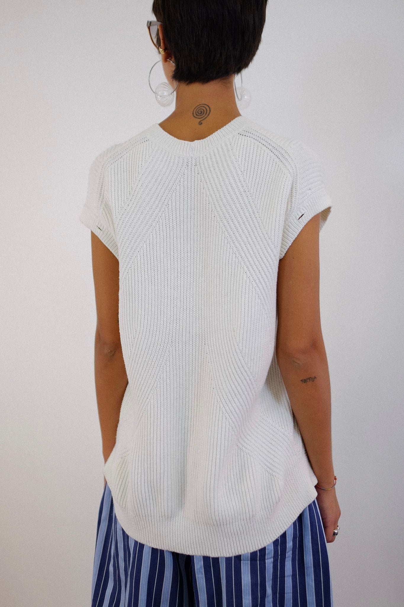 HELMUT LANG BUTTON SIDE SWEATER TABARD IN WHITE