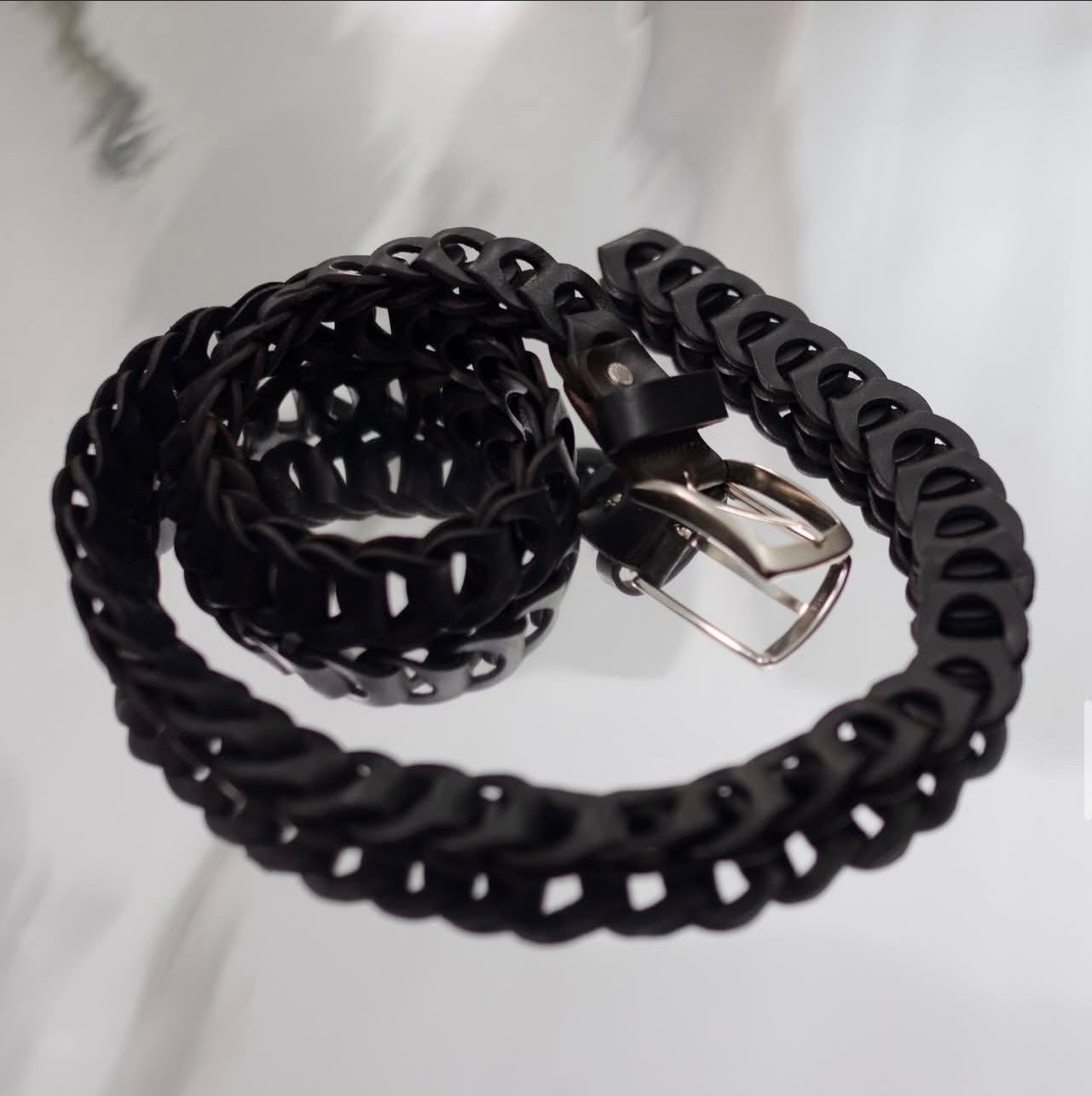 A_COLLECTION UNIVERSAL LEATHER CHAIN BELT
