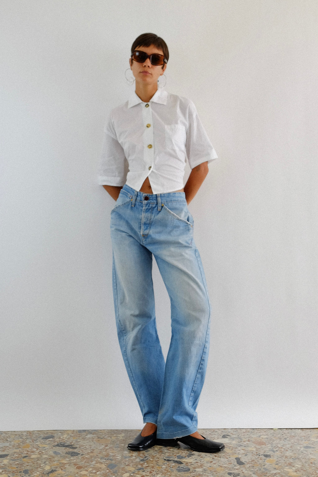 LEVIS ENGINEERED LIGHTWASH JEANS