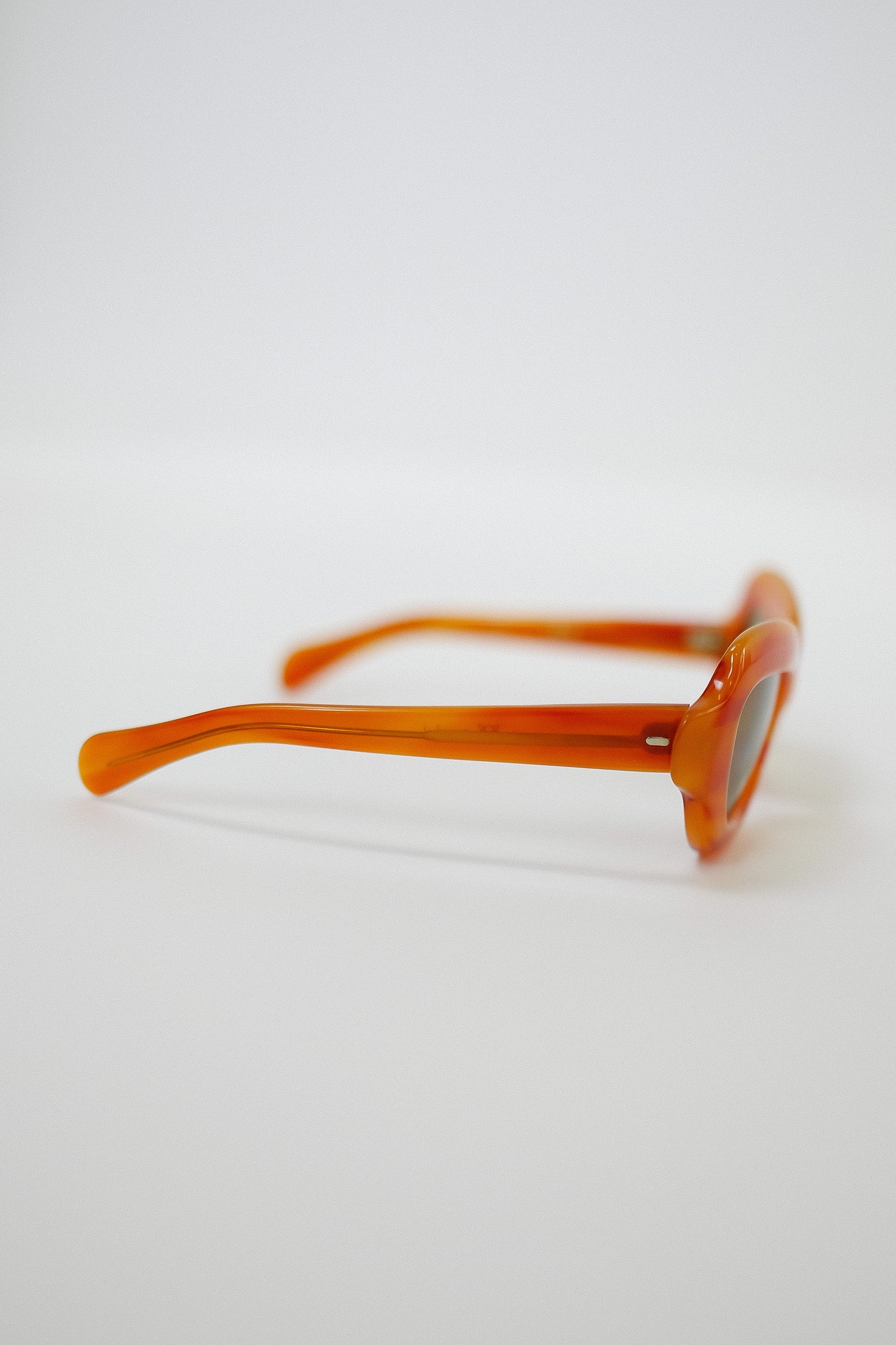 HAND POURED VINTAGE SHADES IN ARANCIA BY PAT EBEL