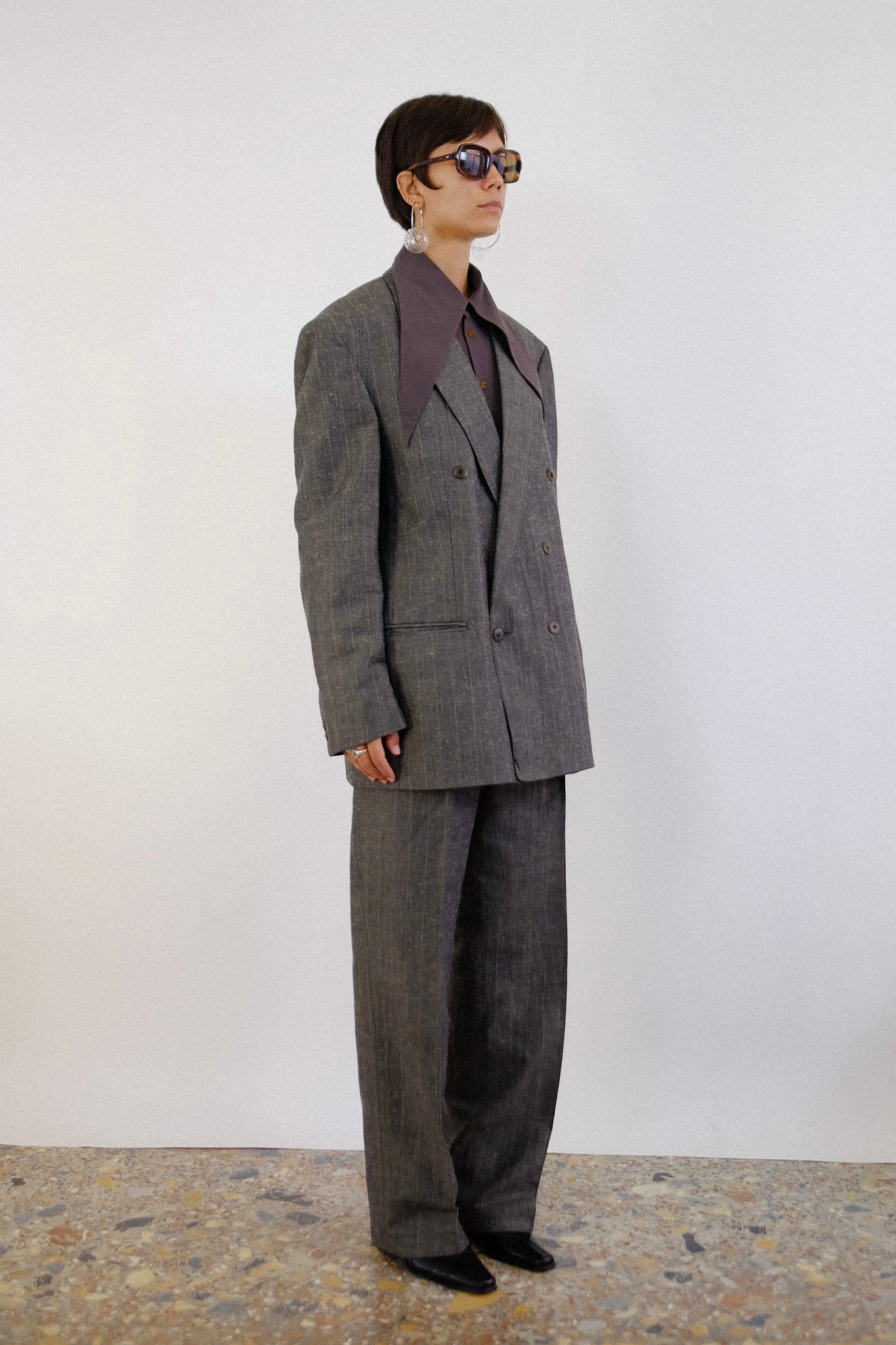 DEL RO SILK TAILORED MENSWEAR SUIT IN GREY
