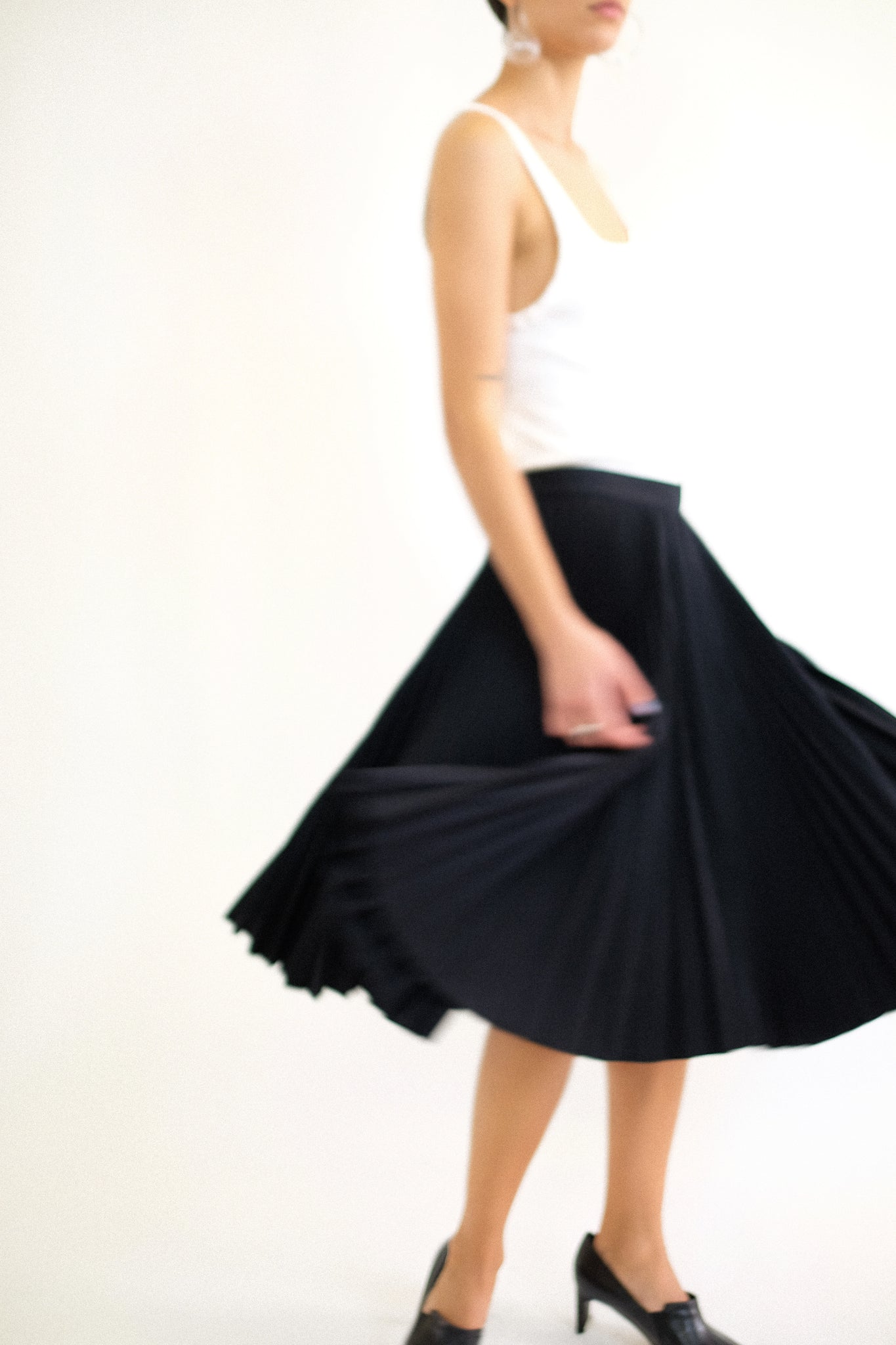 KATHARINE HAMNETT LONDON PLEATED WOOL SKIRT IN BLACK