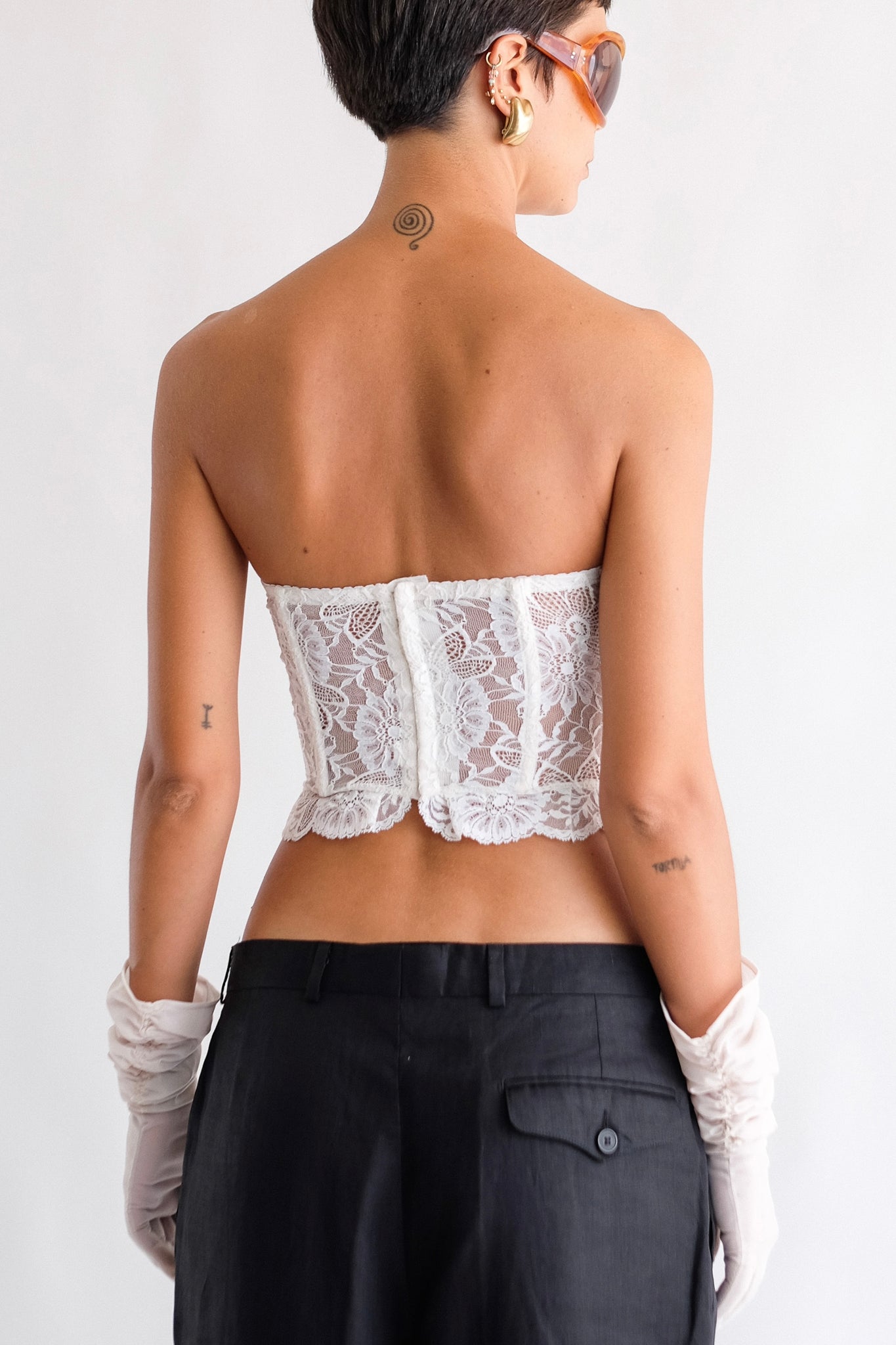 LA PERLA LACE CORSET IN WHITE