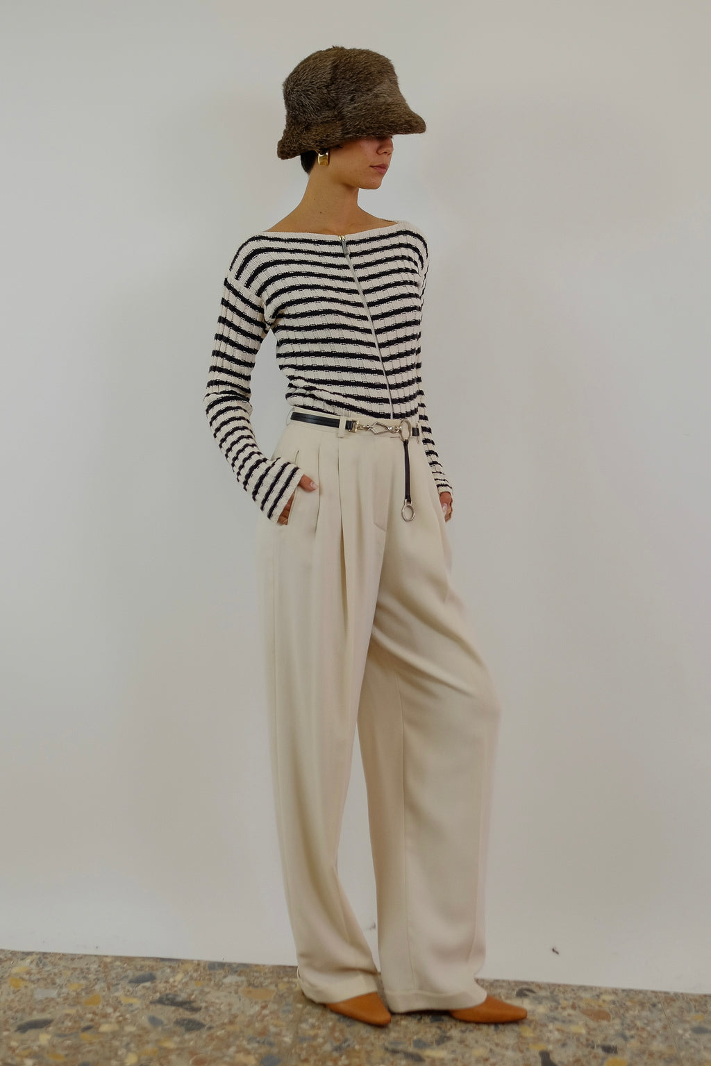 EARLY EMPORIO ARMANI PLEAT PANTS IN PASTEL CREAM