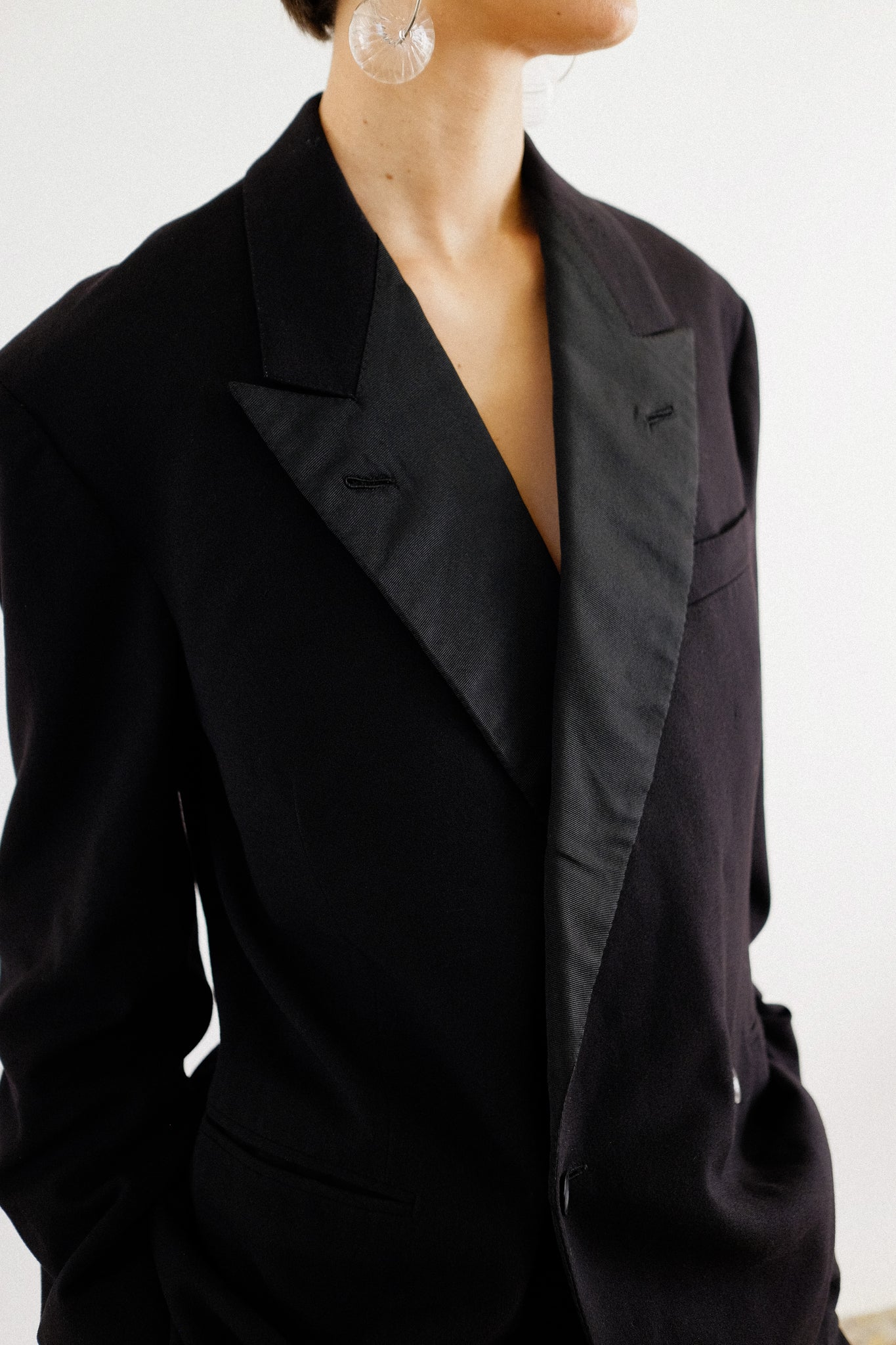 1940S ROMAN ATELIER VINTAGE WOOL TUXEDO SUIT IN BLACK