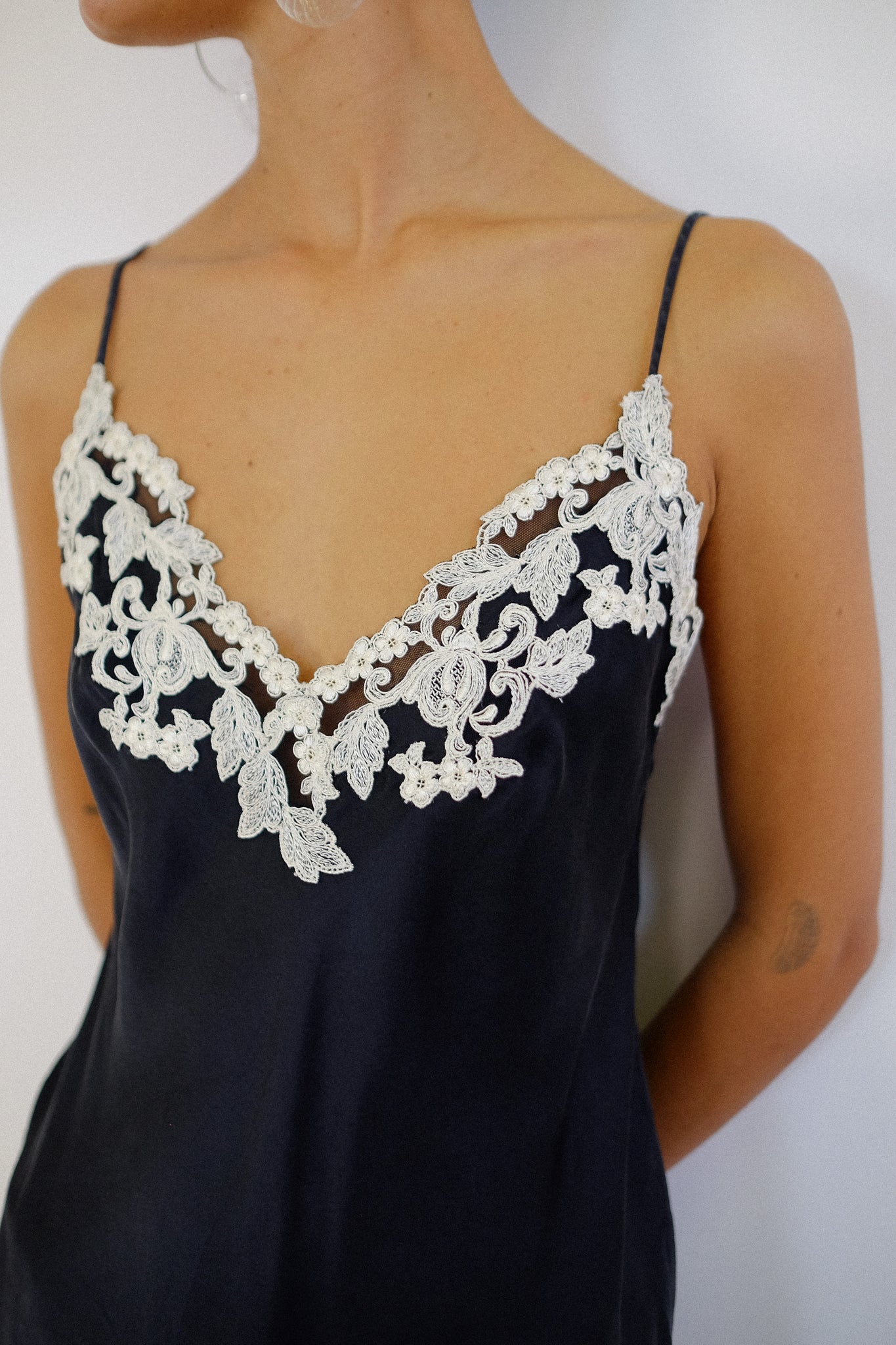 LA PERLA BIAS CUT CAMI TOP IN BLACK ENCRUSTED SILK