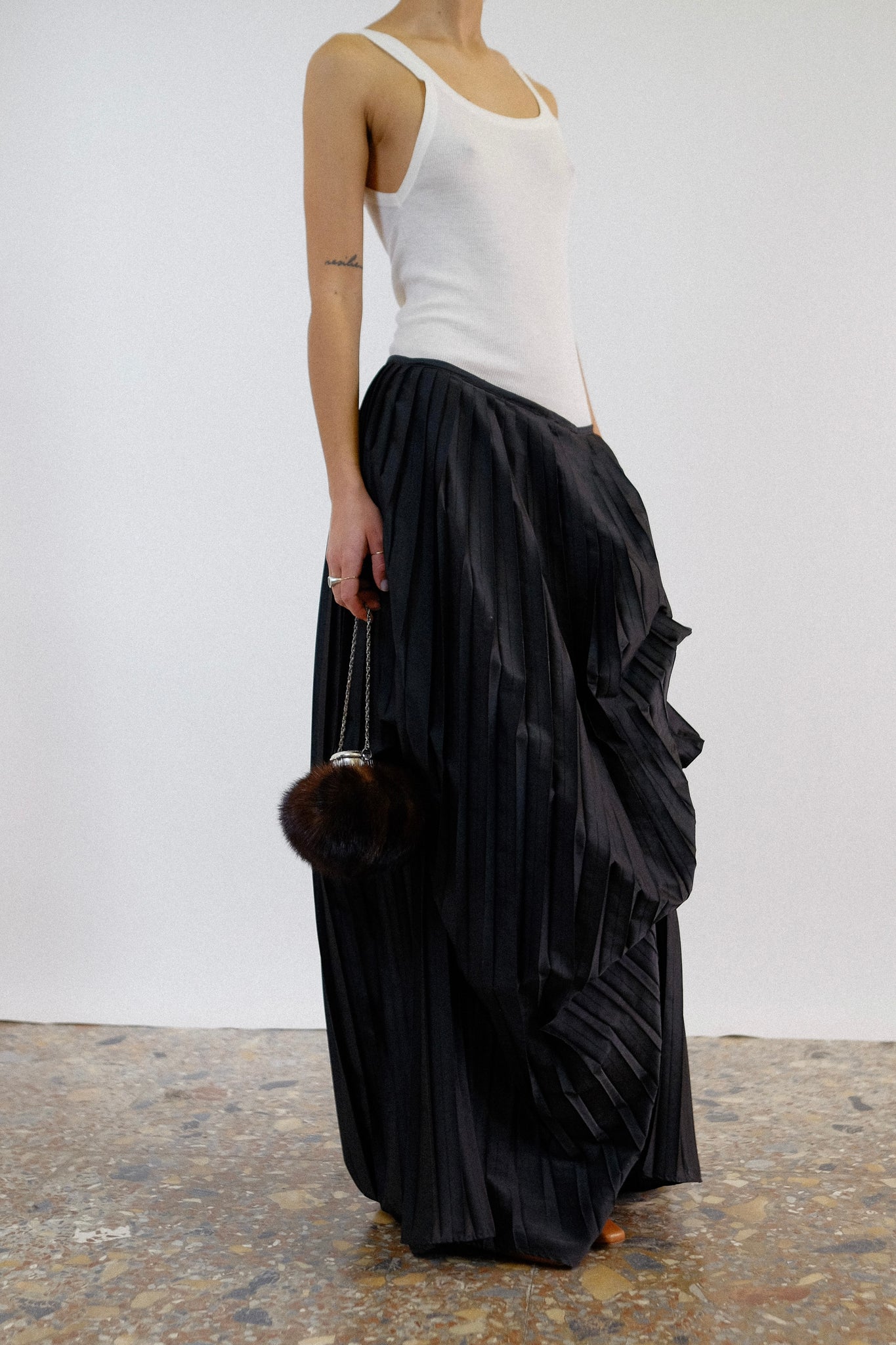 SONIA SPECIALE PLEATED BUSTLE SKIRT IN BLACK