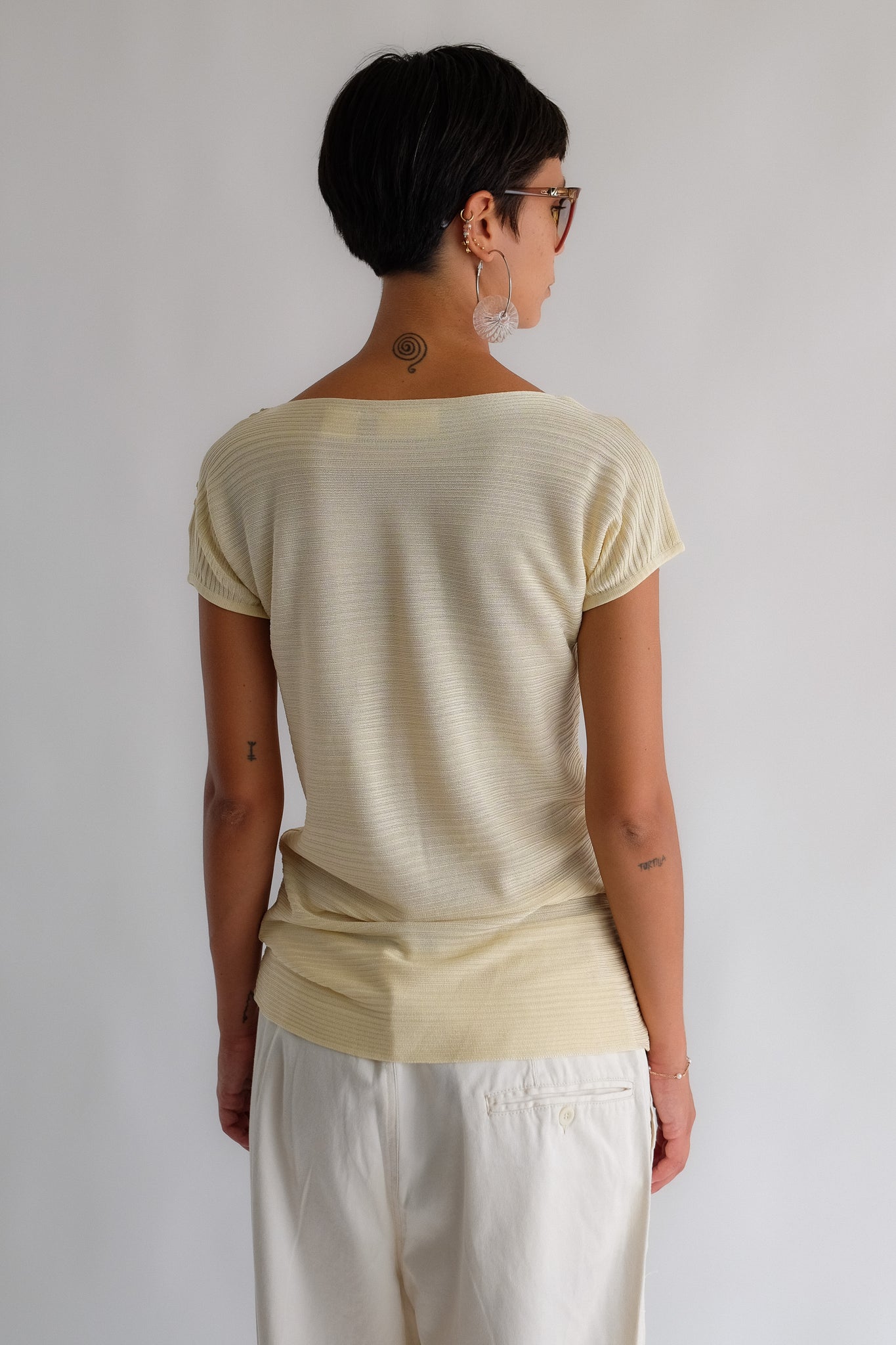 80S GIANFRANCO FERRÉ RIB TOP IN BUTTER YELLOW
