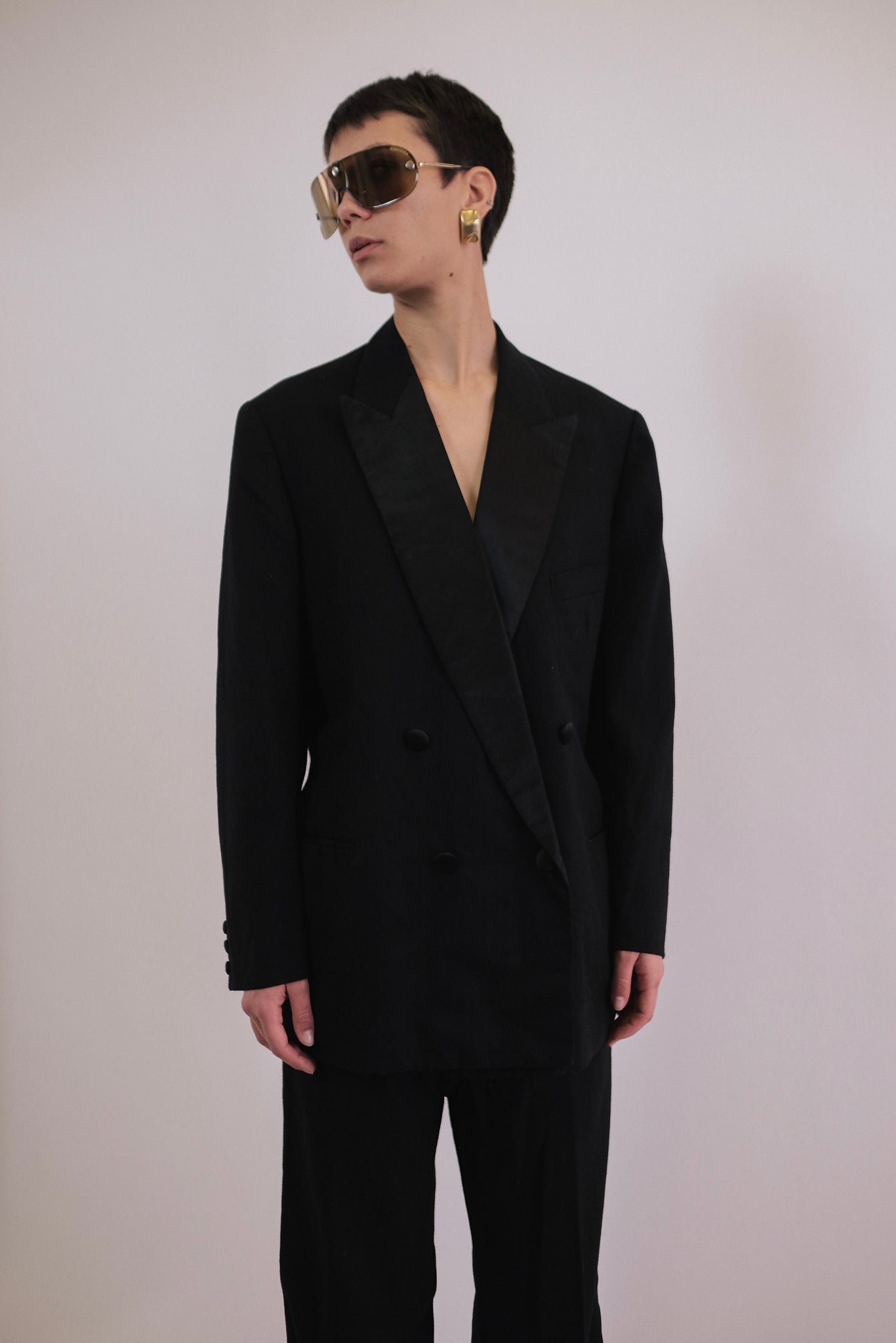 1940S BESPOKE MILANESE TUX SUIT IN BLACK