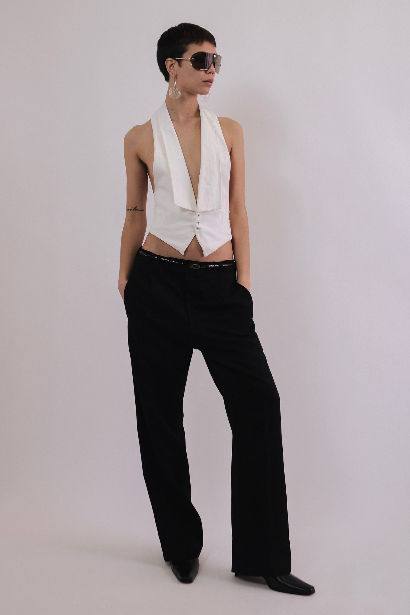 1930S VINTAGE FLORENTINE TIE WAISTCOAT IN WHITE