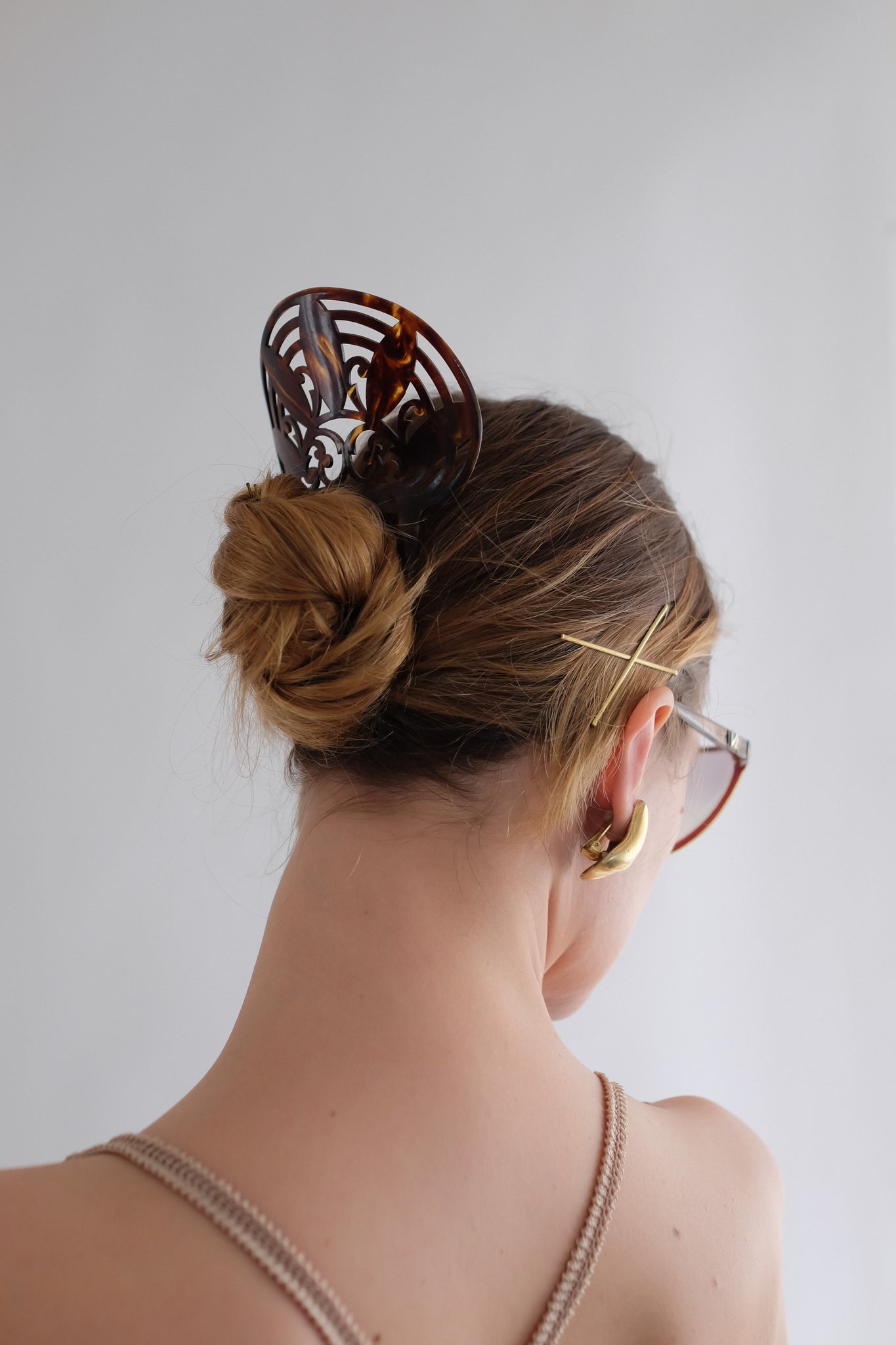 HAND-CUT VINTAGE HAIR COMB