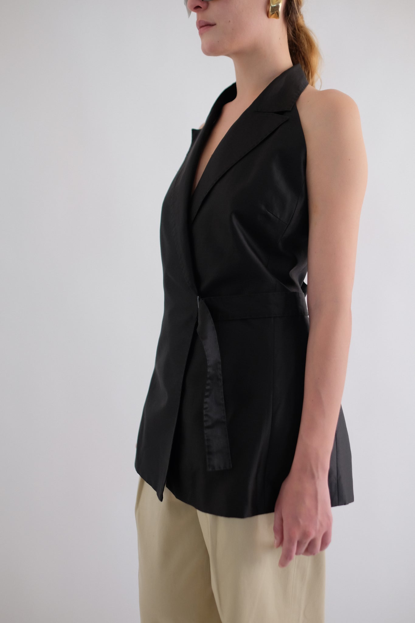 MAX MARA PIANOFORTE SILK BLEND TAILORED WRAP HALTER TOP IN BLACK
