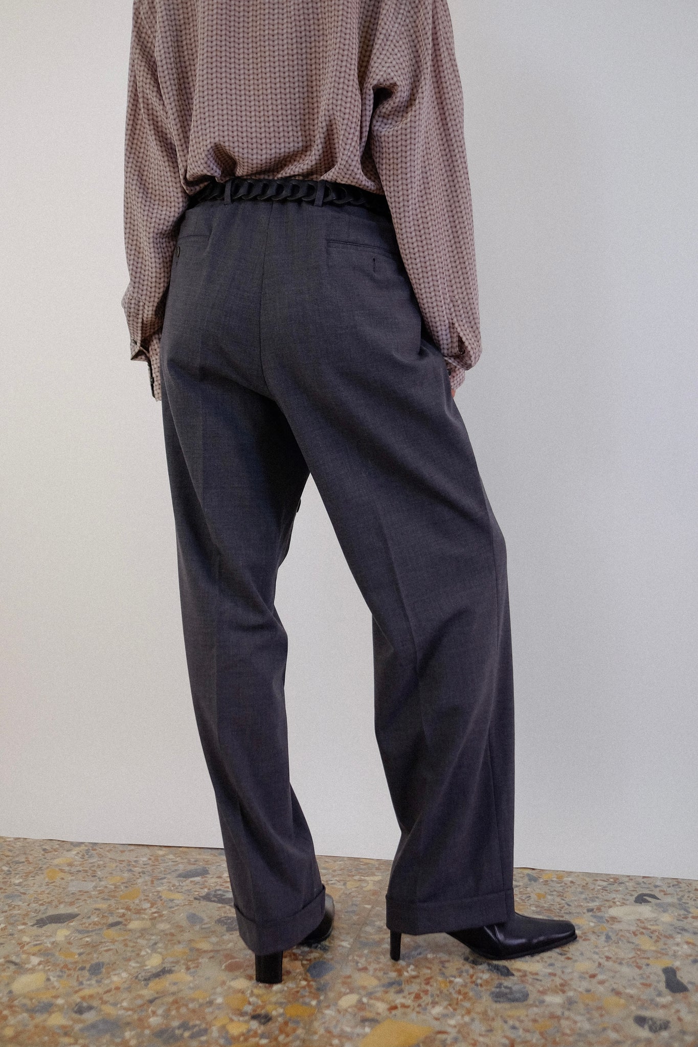GIORGIO ARMANI UOMO PANTS IN CHARCOAL GREY