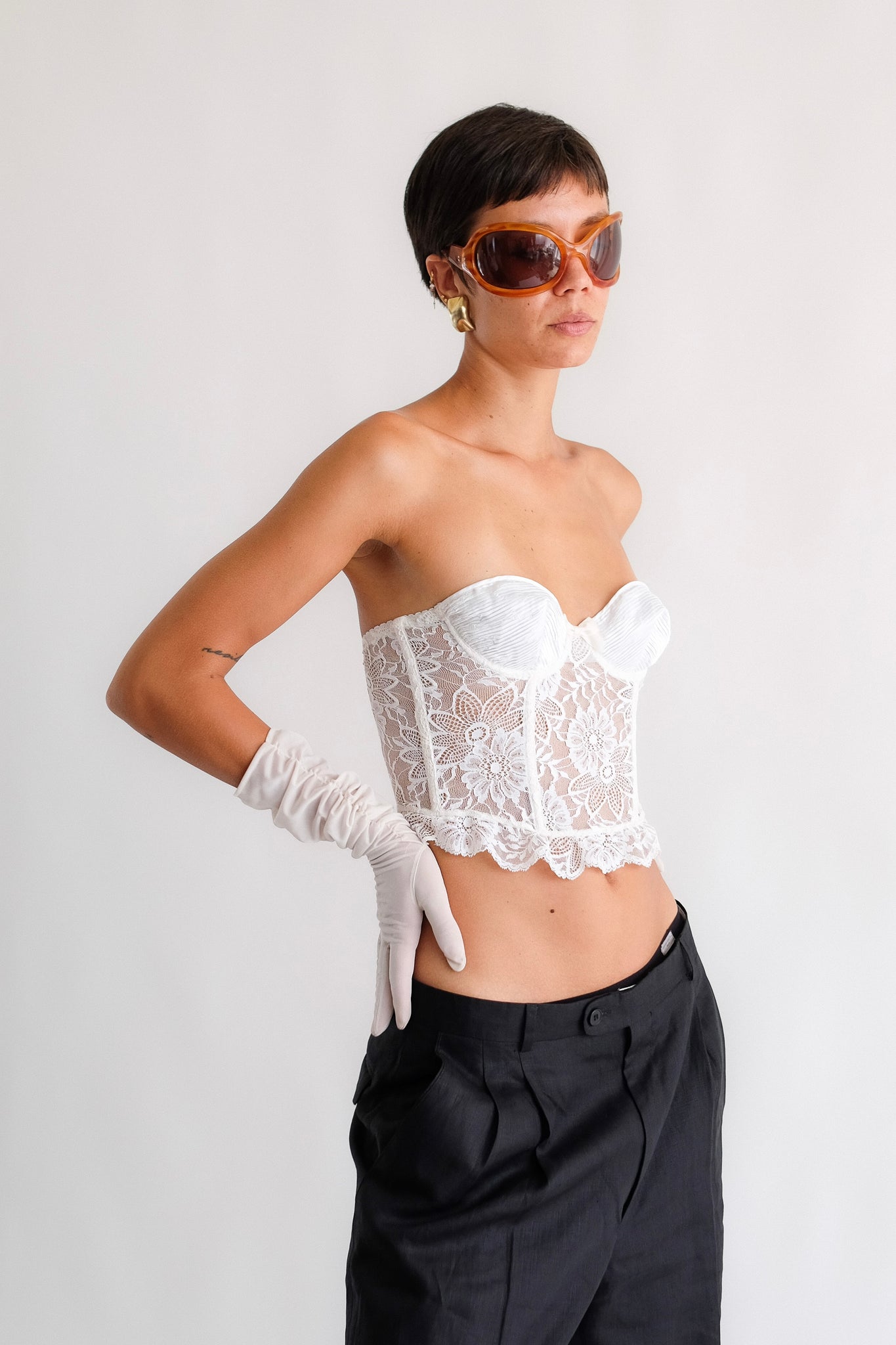 LA PERLA LACE CORSET IN WHITE