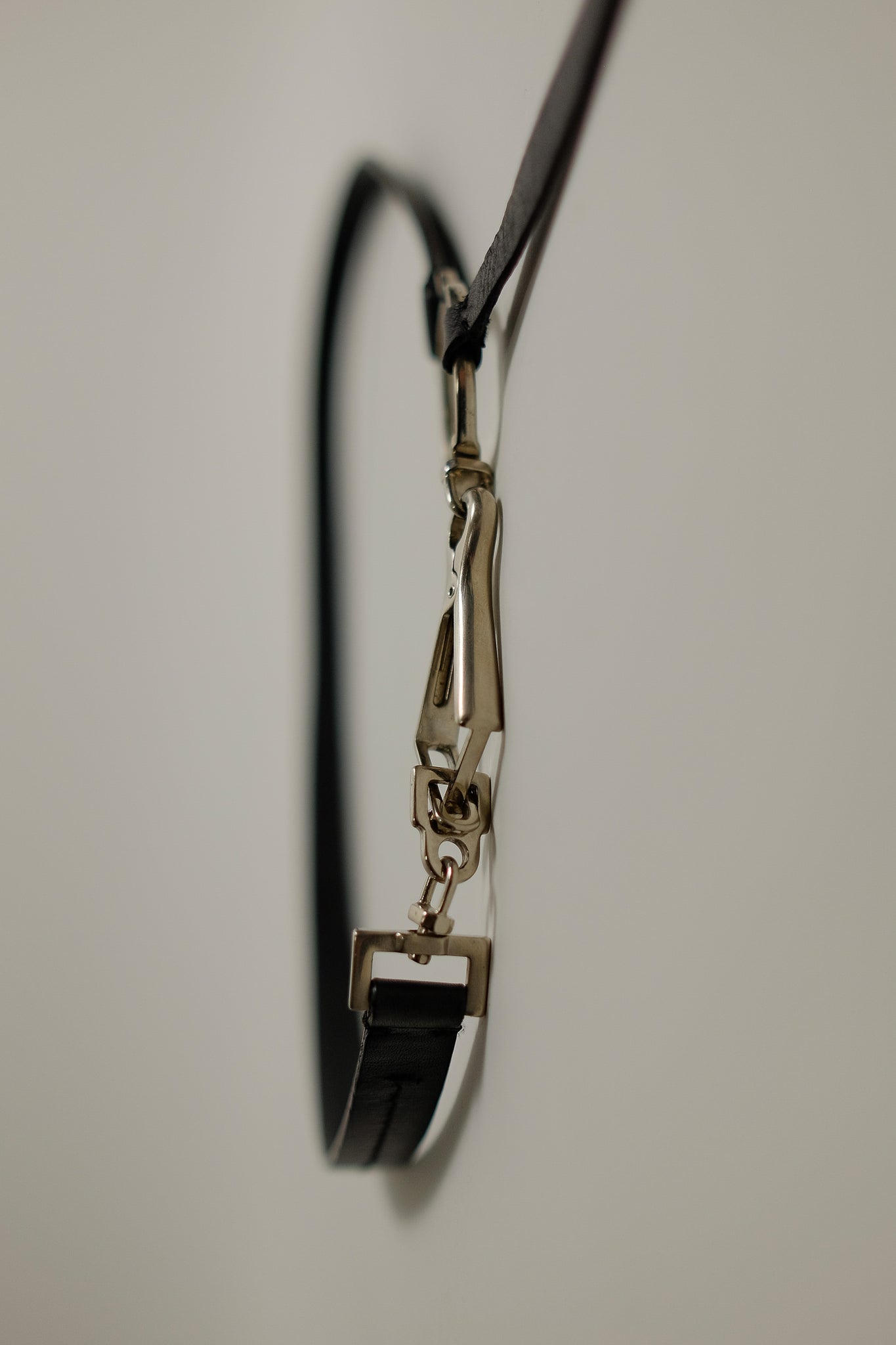 PRADA SKINNY CLIP UTILITY BELT IN BLACK LEATHER