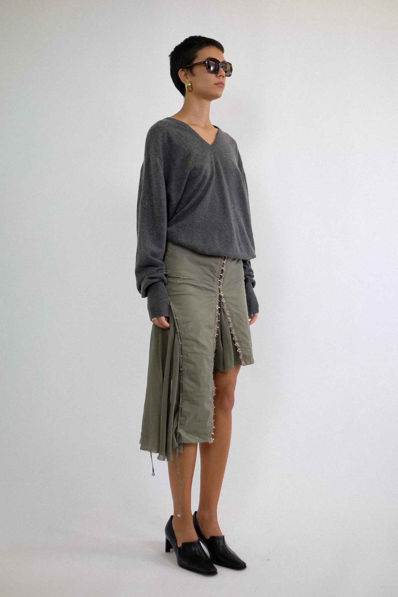 SCOTTISH PURE CASHMERE SWEATER IN GREY